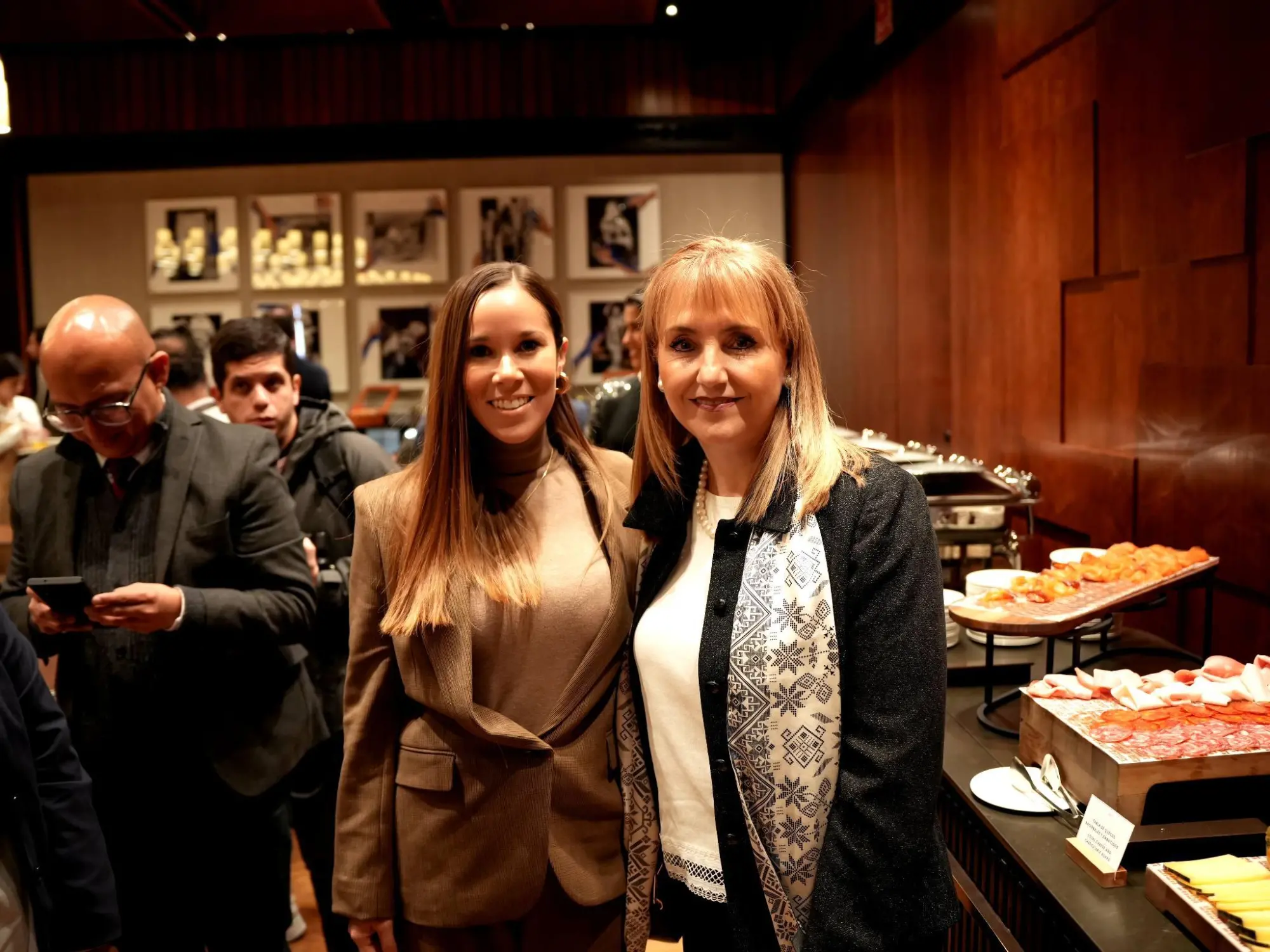 $!Impulsan en Madrid a Mazatlán y Los Mochis