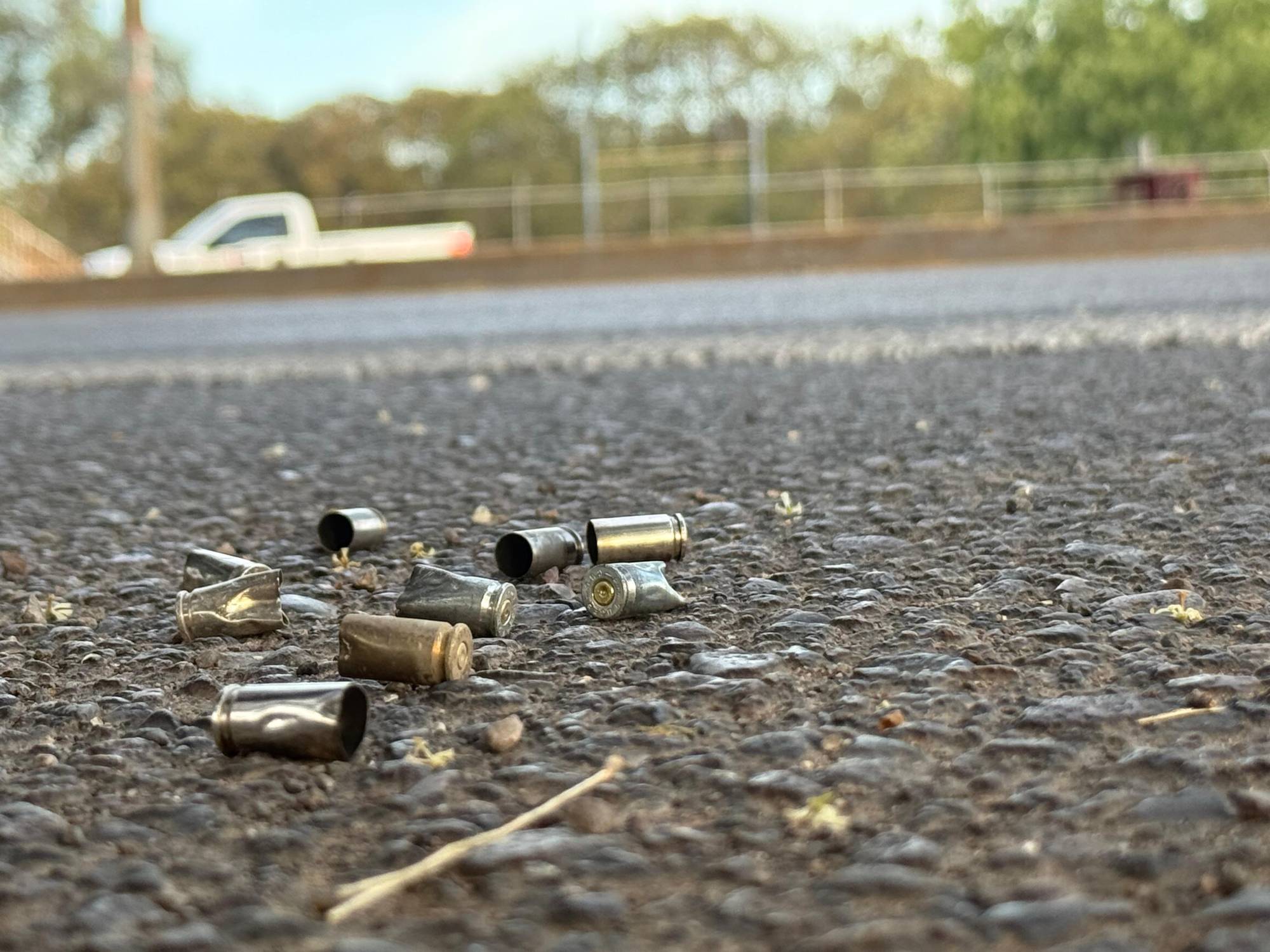 $!Atacan a balazos a un hombre frente al tutelar de menores de Culiacán