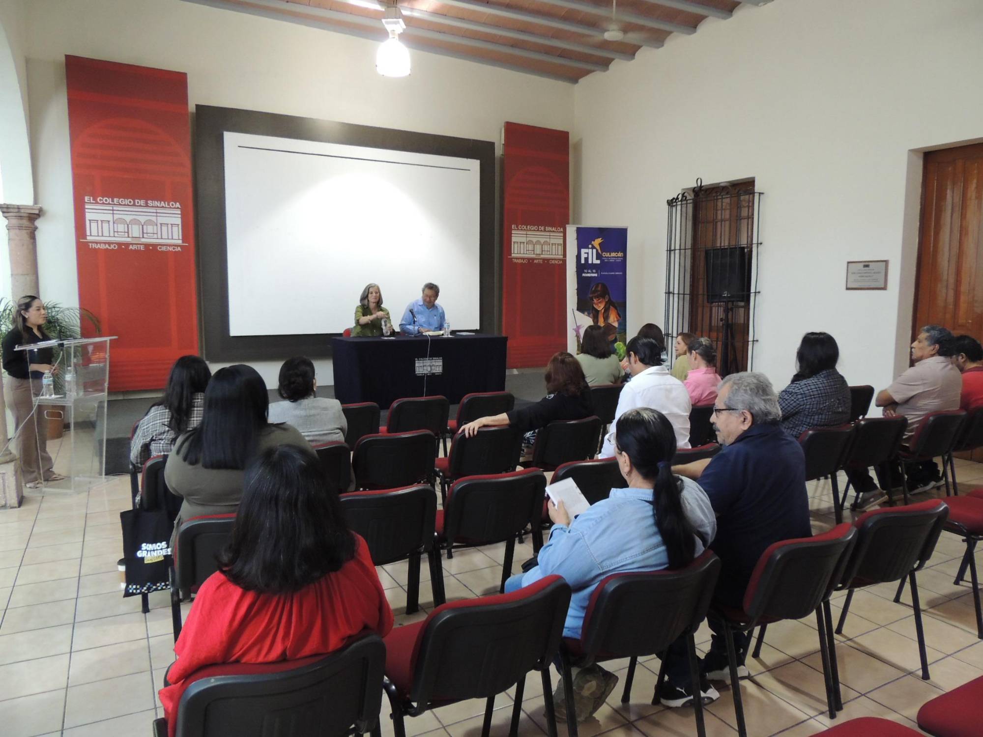 $!La presentación se realizó en el Colegio de Sinaloa.