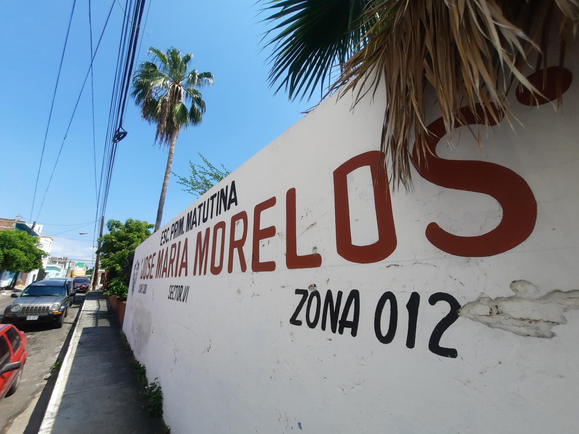 $!Regresan a clases presenciales tras retirar techumbre caída en primaria de Mazatlán