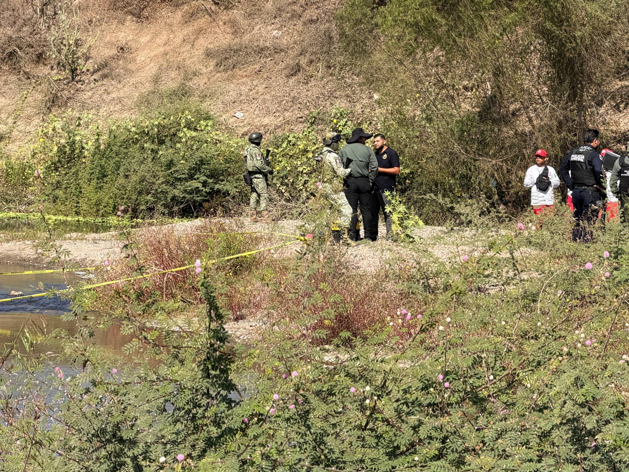 $!Hallan cuerpo flotando en las aguas del Río Presidio, al sur de Mazatlán