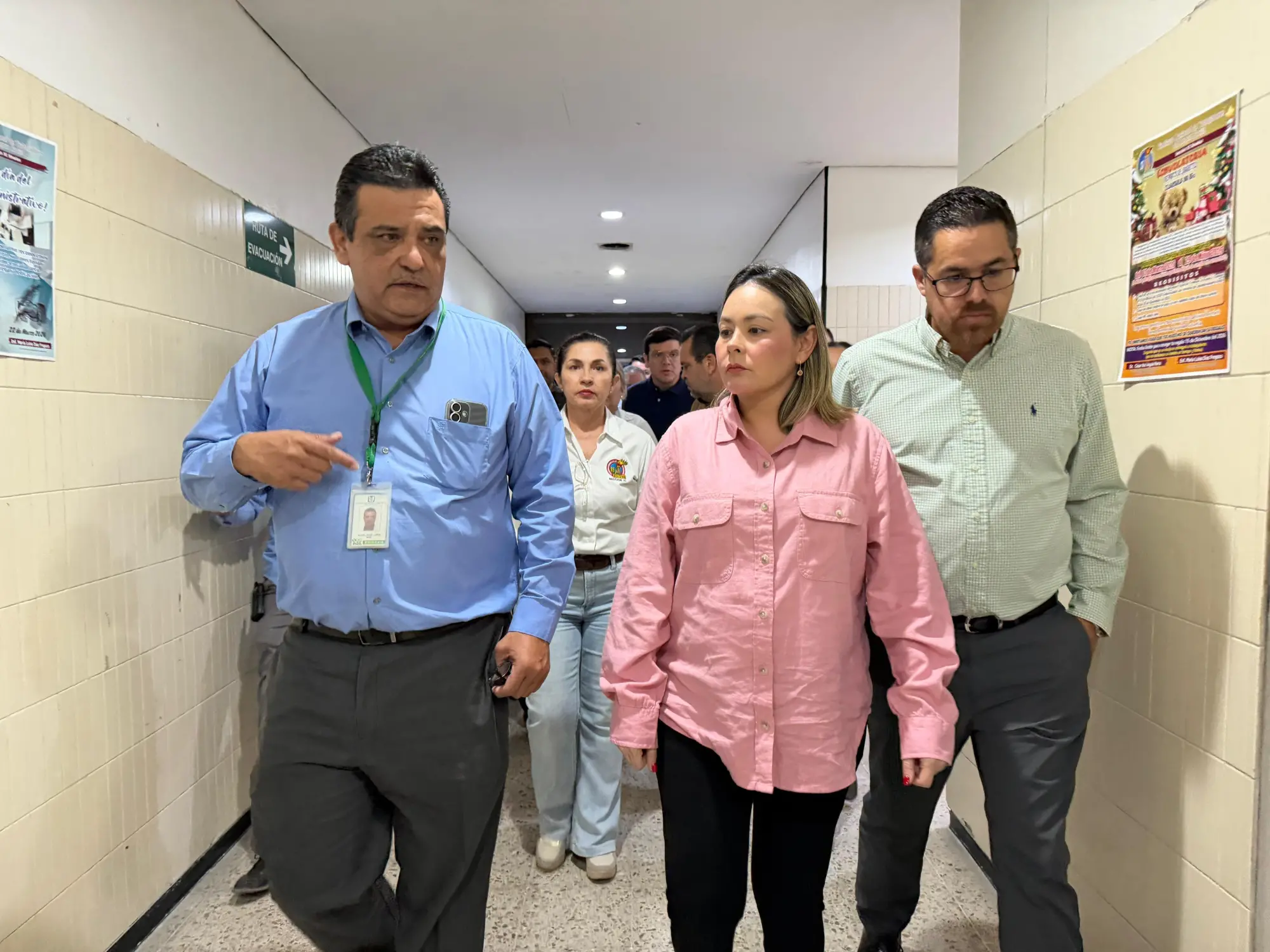 $!Yeraldine Bonilla acude a Los Mochis a supervisar atención tras incendio