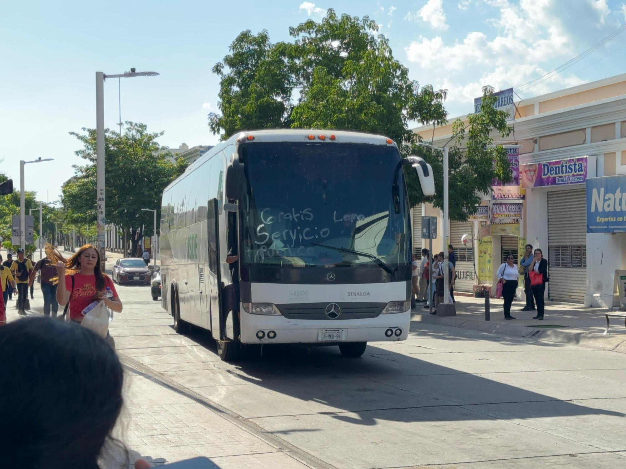 $!Gobierno de Sinaloa ofrece transporte gratuito a la ciudadanía en Culiacán