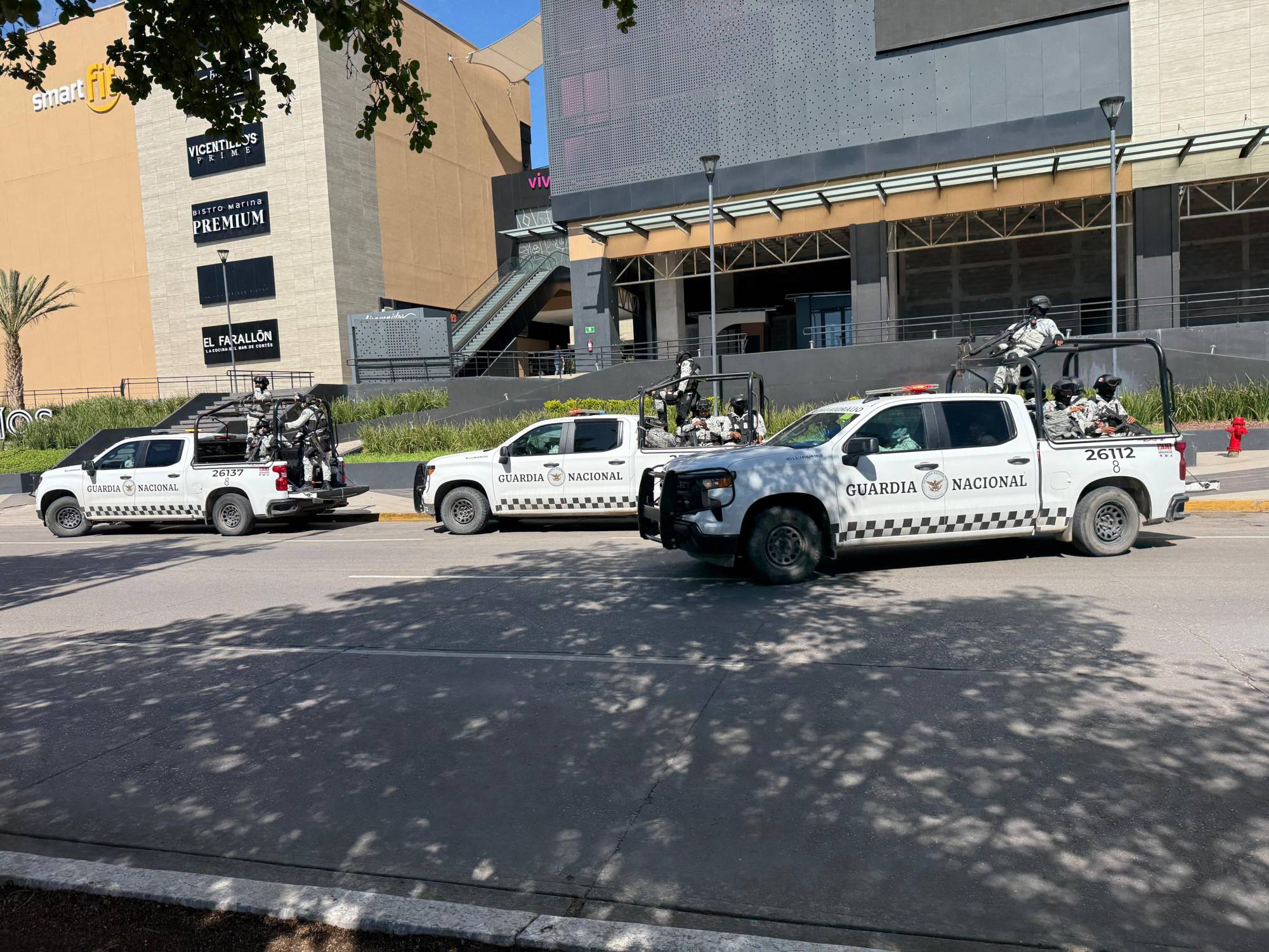 $!Reporte de privación de libertad de una mujer provoca despliegue operativo de las fuerzas federales en Culiacán