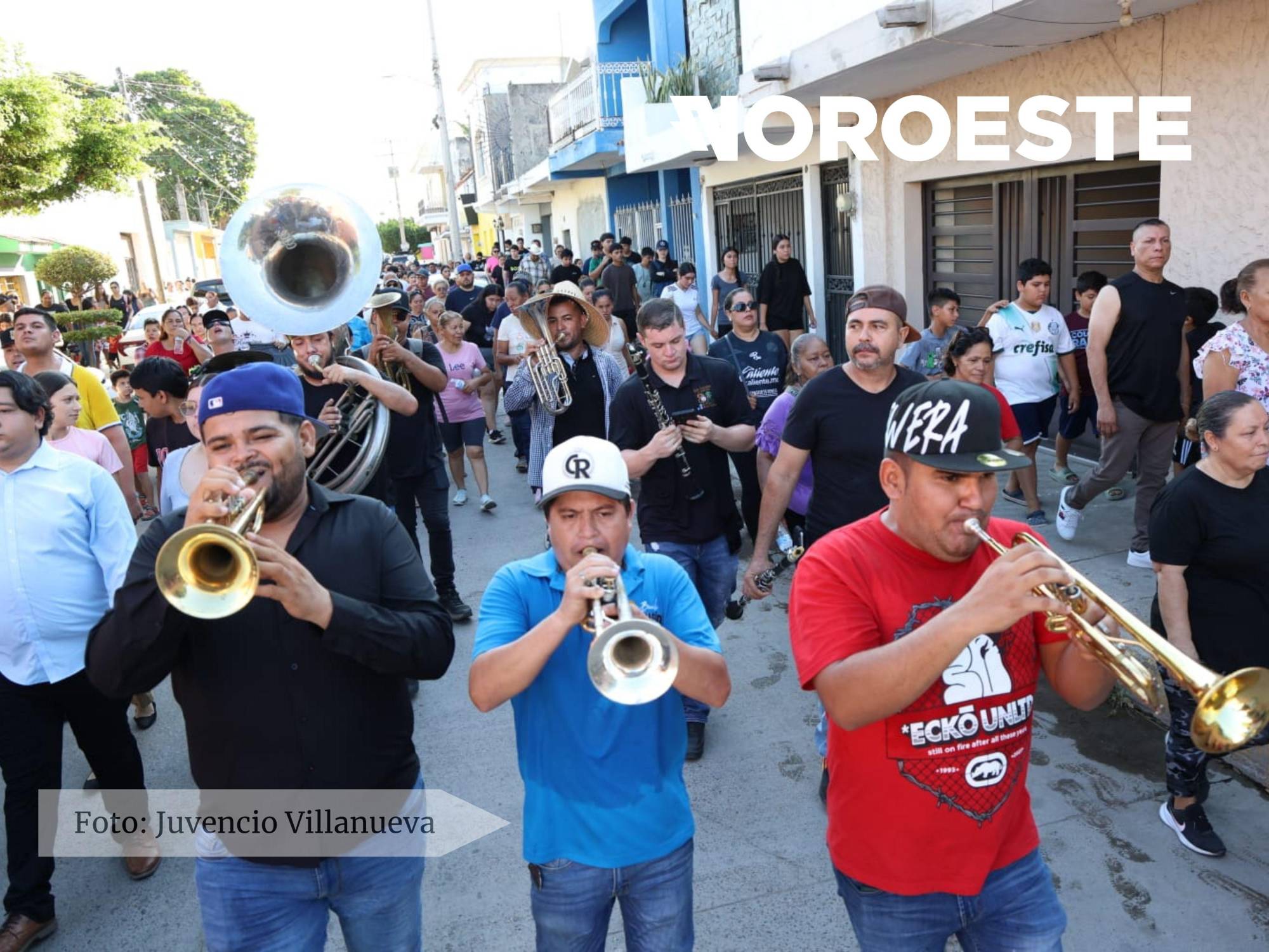 $!Honran devotos de Villa Unión a San Juan Bautista con tradicional peregrinación y baño en el río Presidio