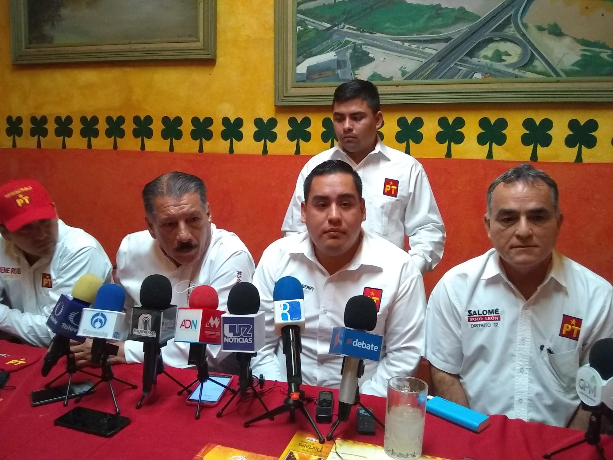 $!Asegura el PT que Gloria González decidió regresar a su madriguera, la del PRI y PAN