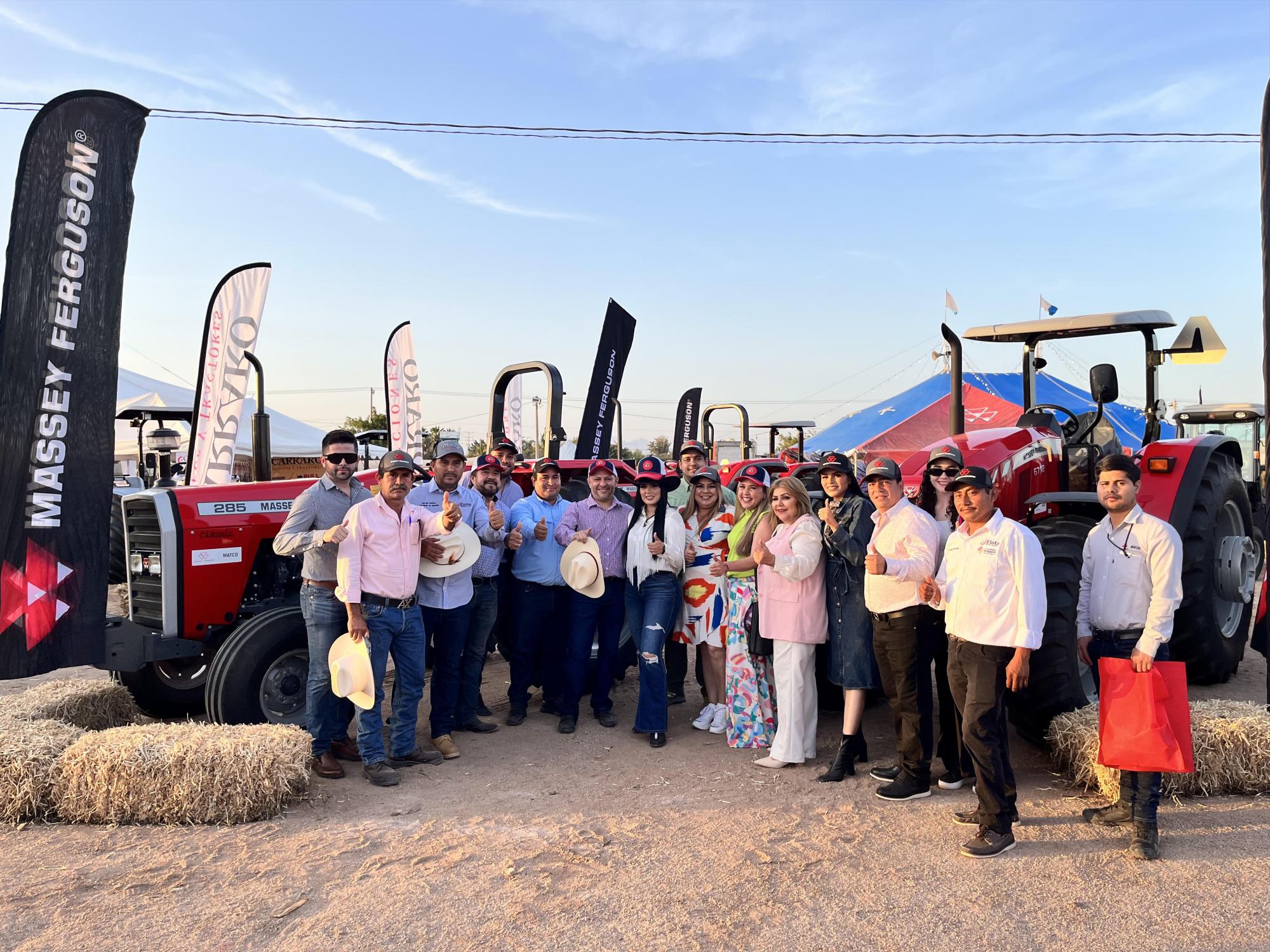 $!Ana Karen Val inaugura la Feria Regional Ganadera Elota 2023