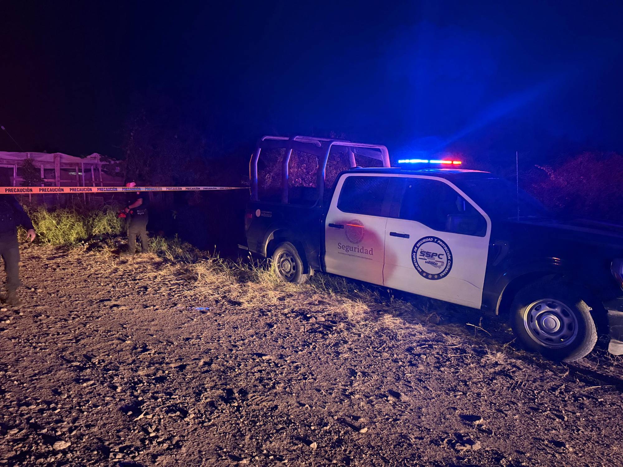 $!Asesinan a tres hombres dentro de una vivienda en el campo El Diez, en Culiacán