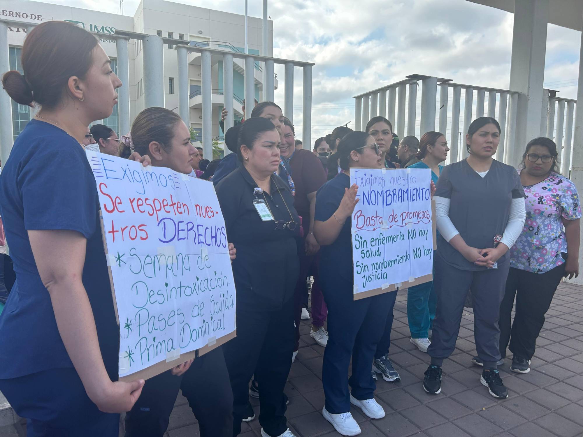 $!Personal de enfermería de IMSS Bienestar se manifiesta en Sinaloa