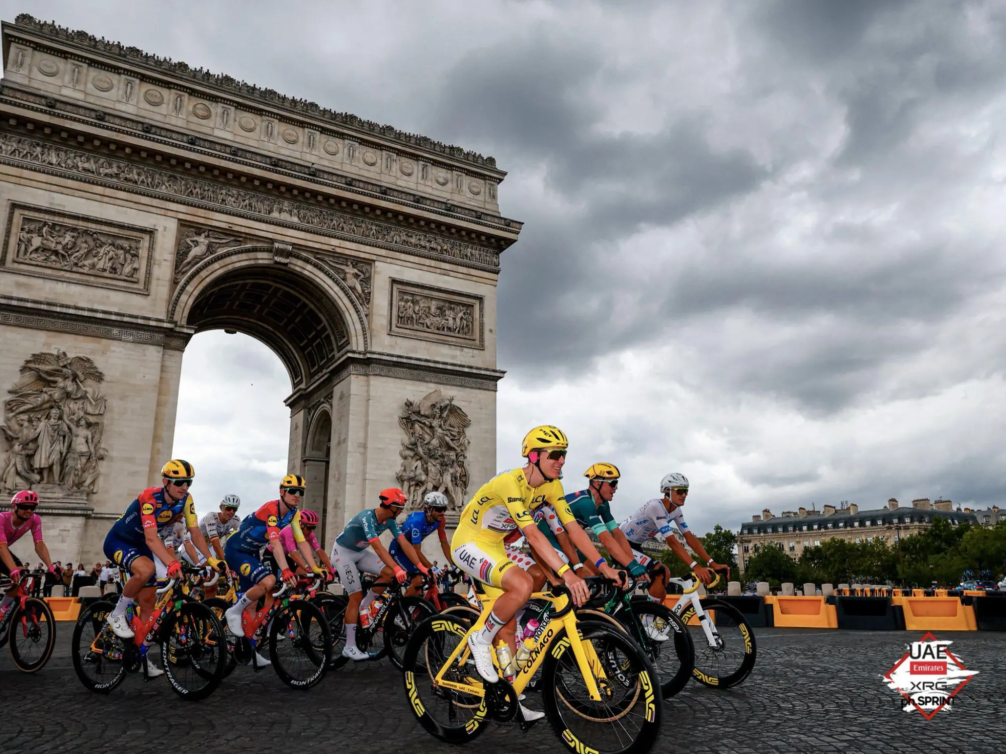$!Isaac del Toro hace historia con el podio en el Tour de Francia; Pogacar conquista su quinto título