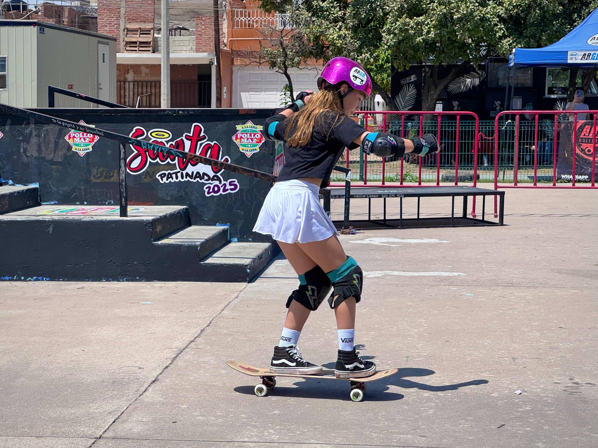 $!Inicia Santa Patinada bajo un ambiente de buena vibra y camaradería en Mazatlán