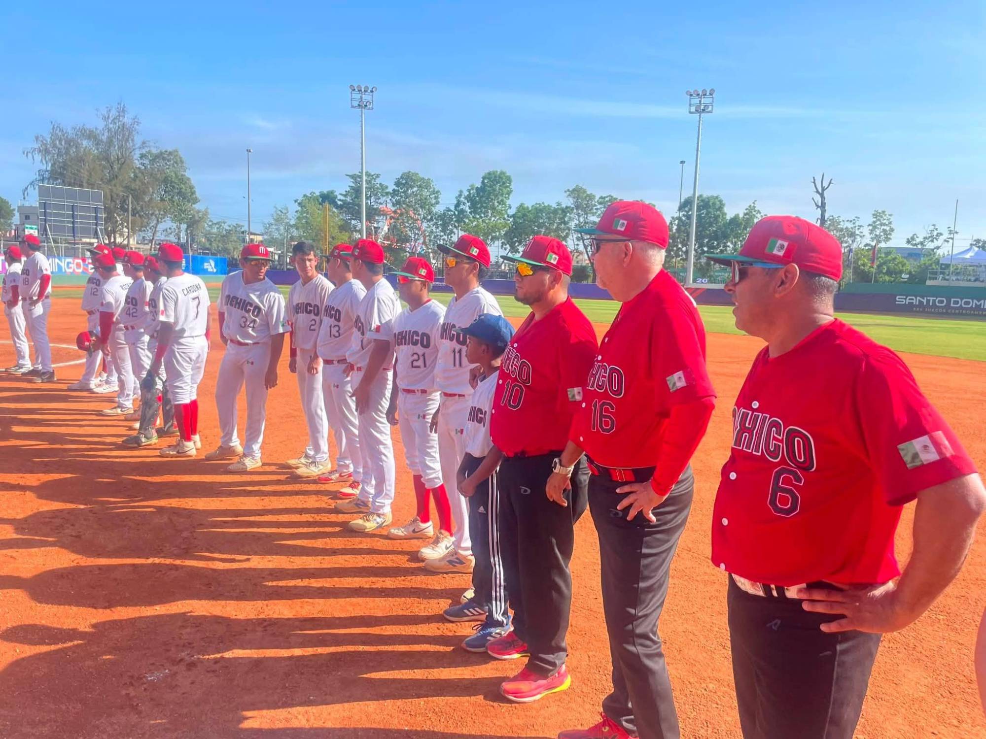 $!¡Sinaloa se viste de bronce! México vence 3-0 a Panamá en el softbol de Santo Domingo 2026