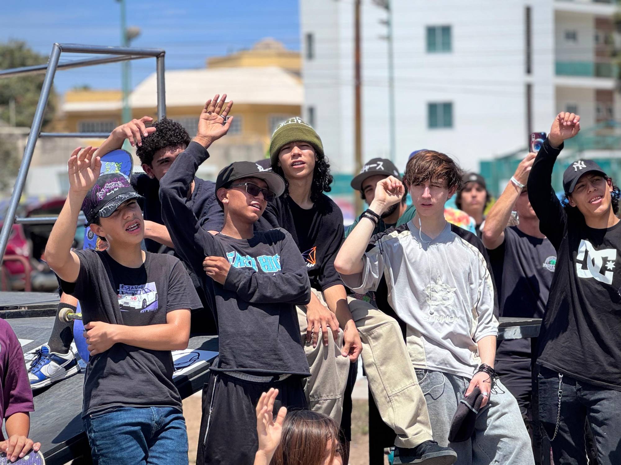 $!Inicia Santa Patinada bajo un ambiente de buena vibra y camaradería en Mazatlán