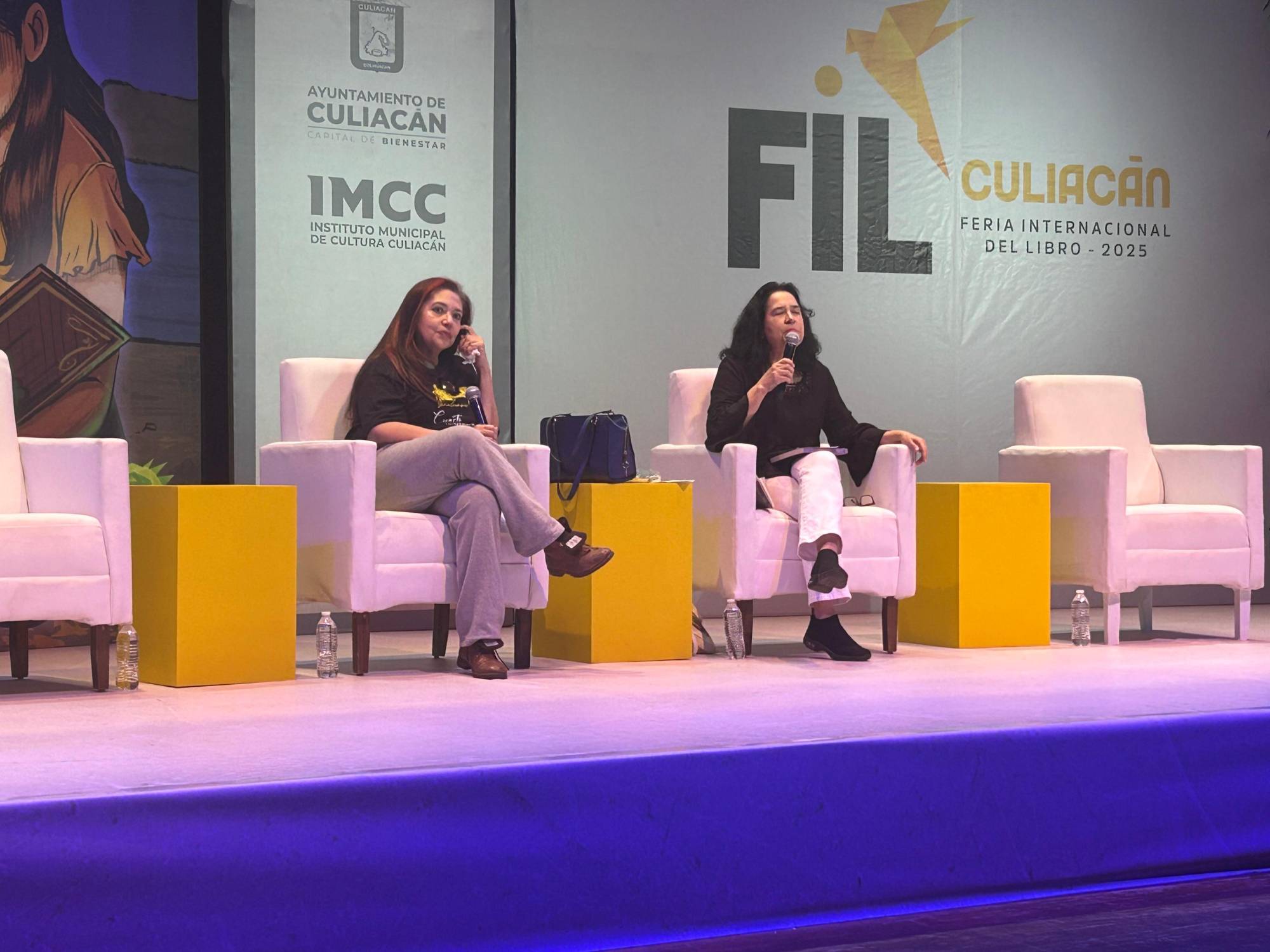 $!Evelina cursaba su carrera cuando vio que sólo una mujer aparecía entre las autoras; creó un libro para visibilizarlas