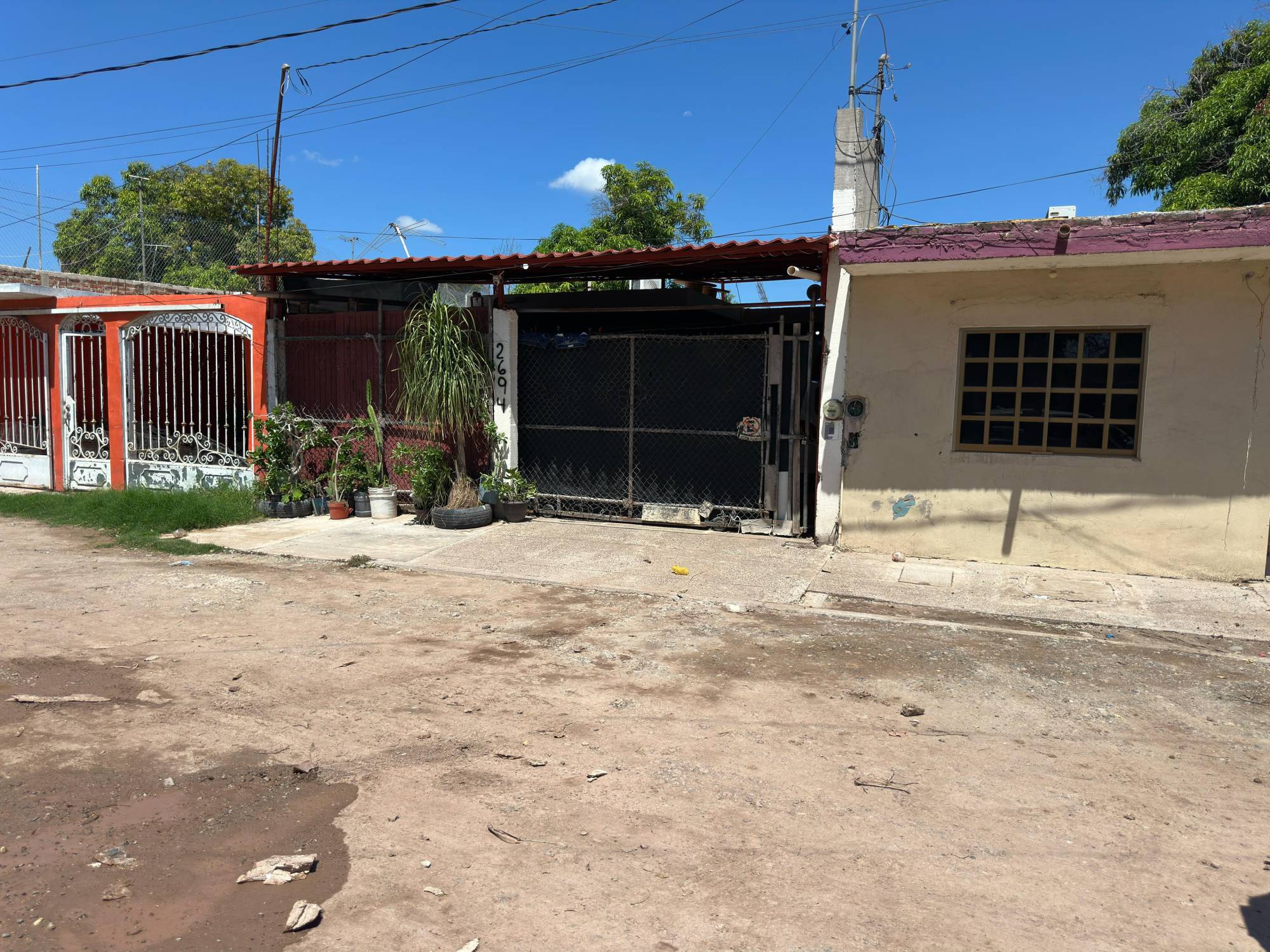 $!Intenta matar a su expareja a cuchilladas frente a sus hijos en Los Mochis