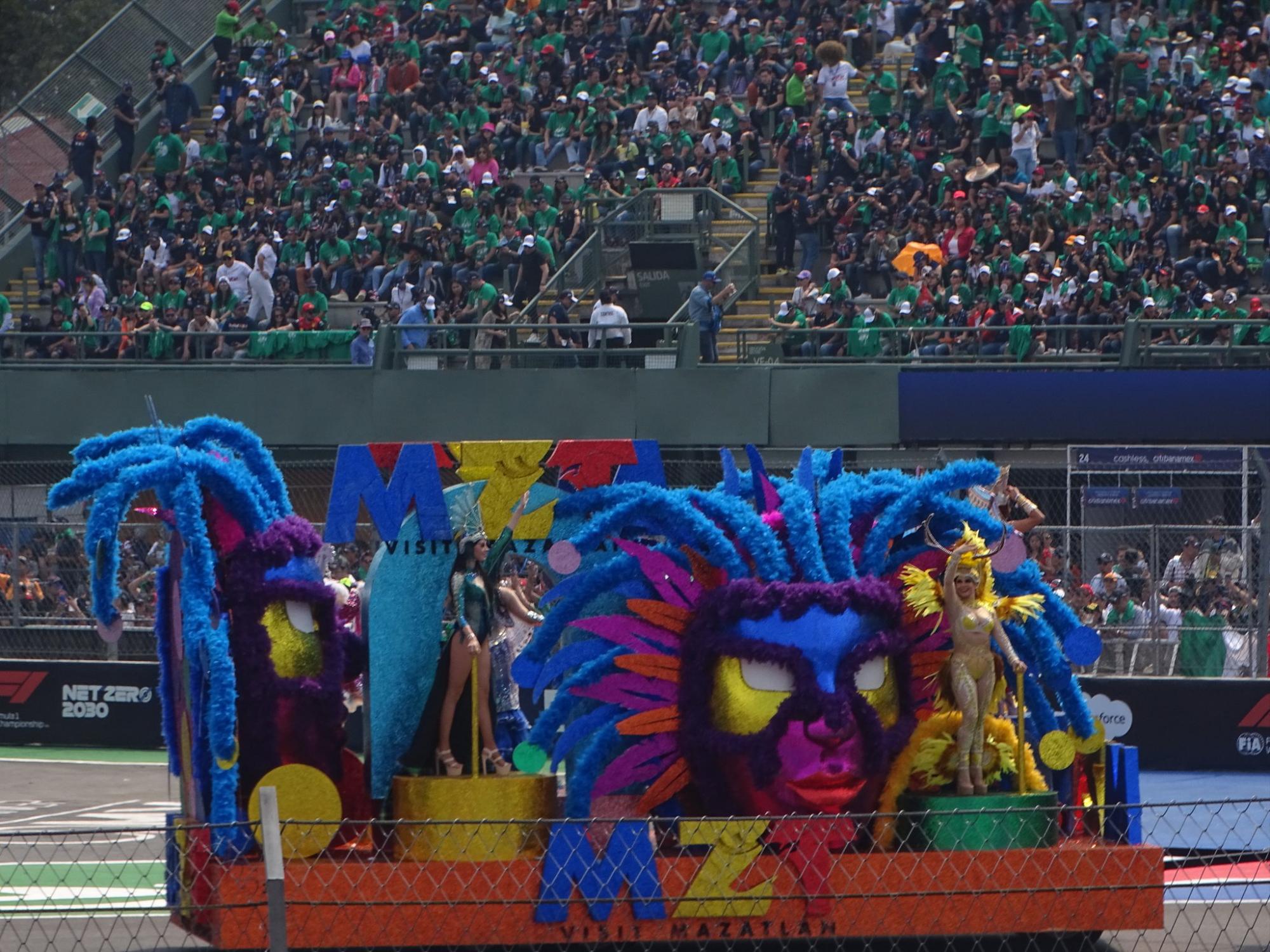 $!Alegra el Carnaval de Mazatlán al Gran Premio de México con su música y colorido