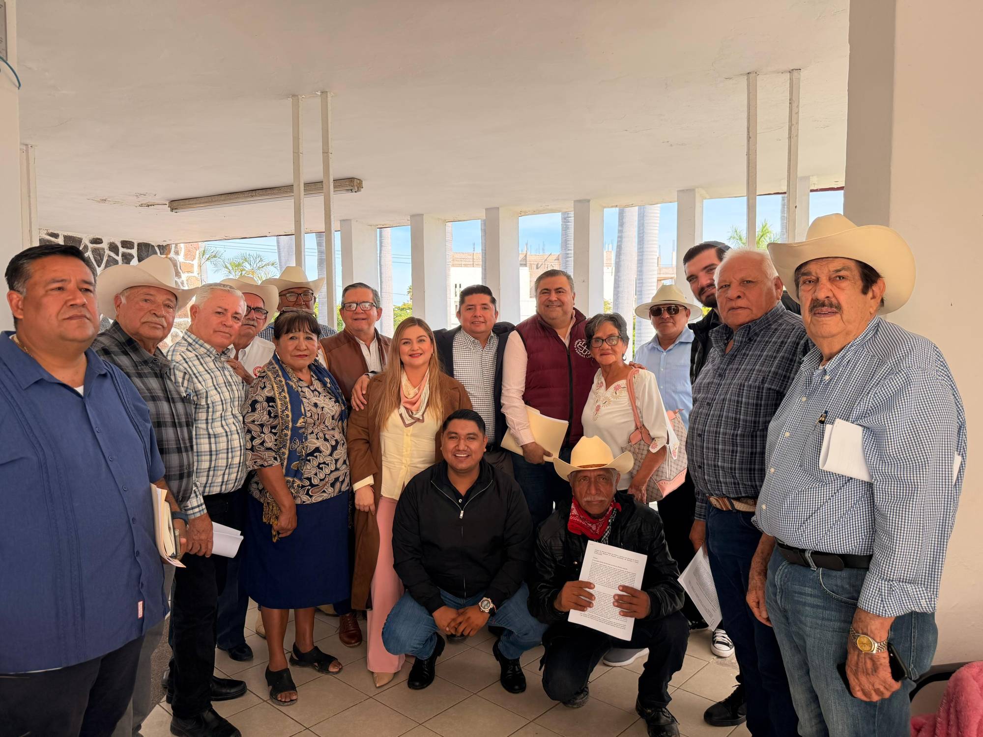 $!Van por multas de hasta 3 mil pesos y arresto para quienes porten machetes sin motivo laboral en Ahome