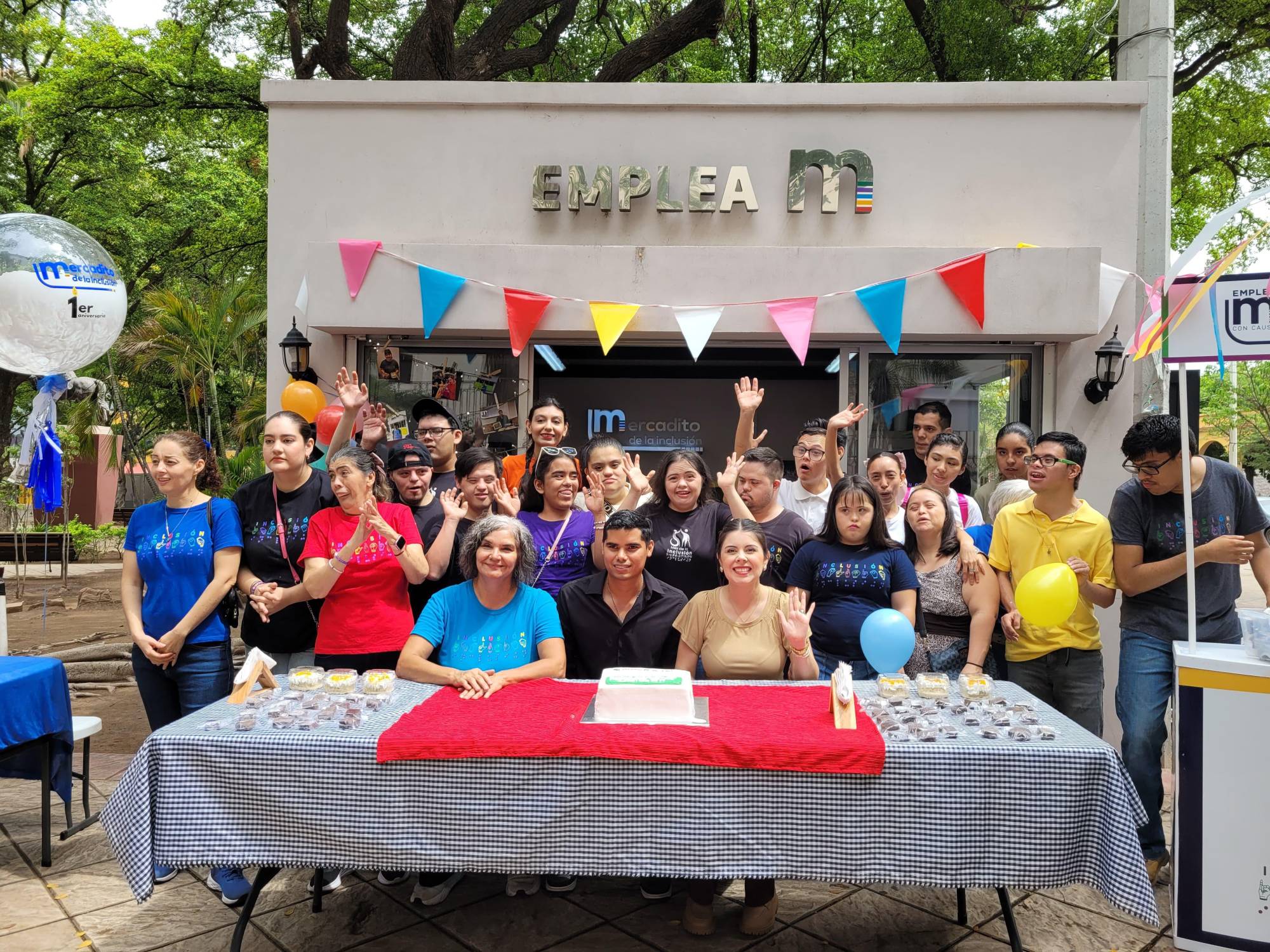 $!Mercadito de la Inclusión de Culiacán burla adversidad y celebra su primer aniversario