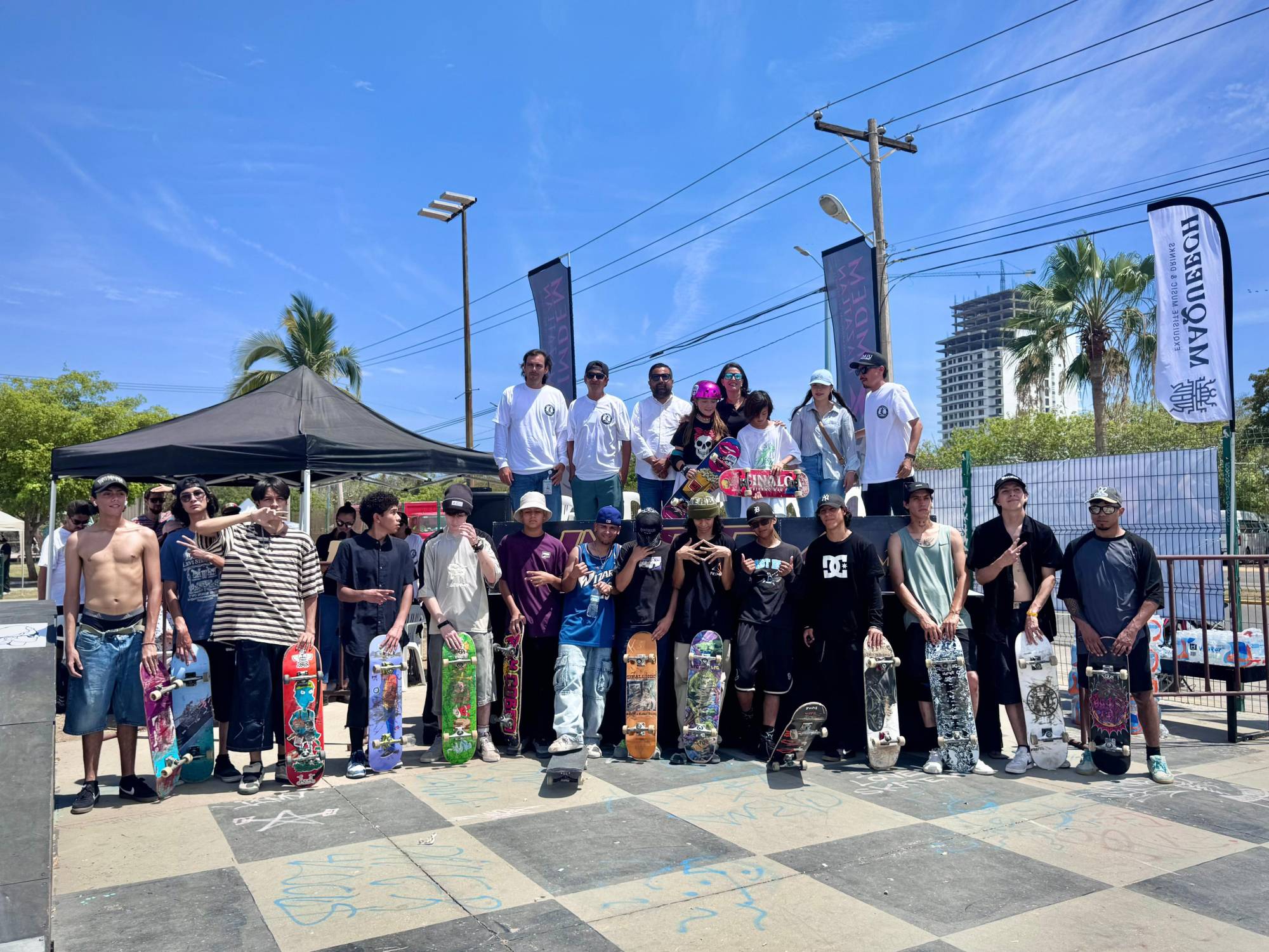 $!Inicia Santa Patinada bajo un ambiente de buena vibra y camaradería en Mazatlán