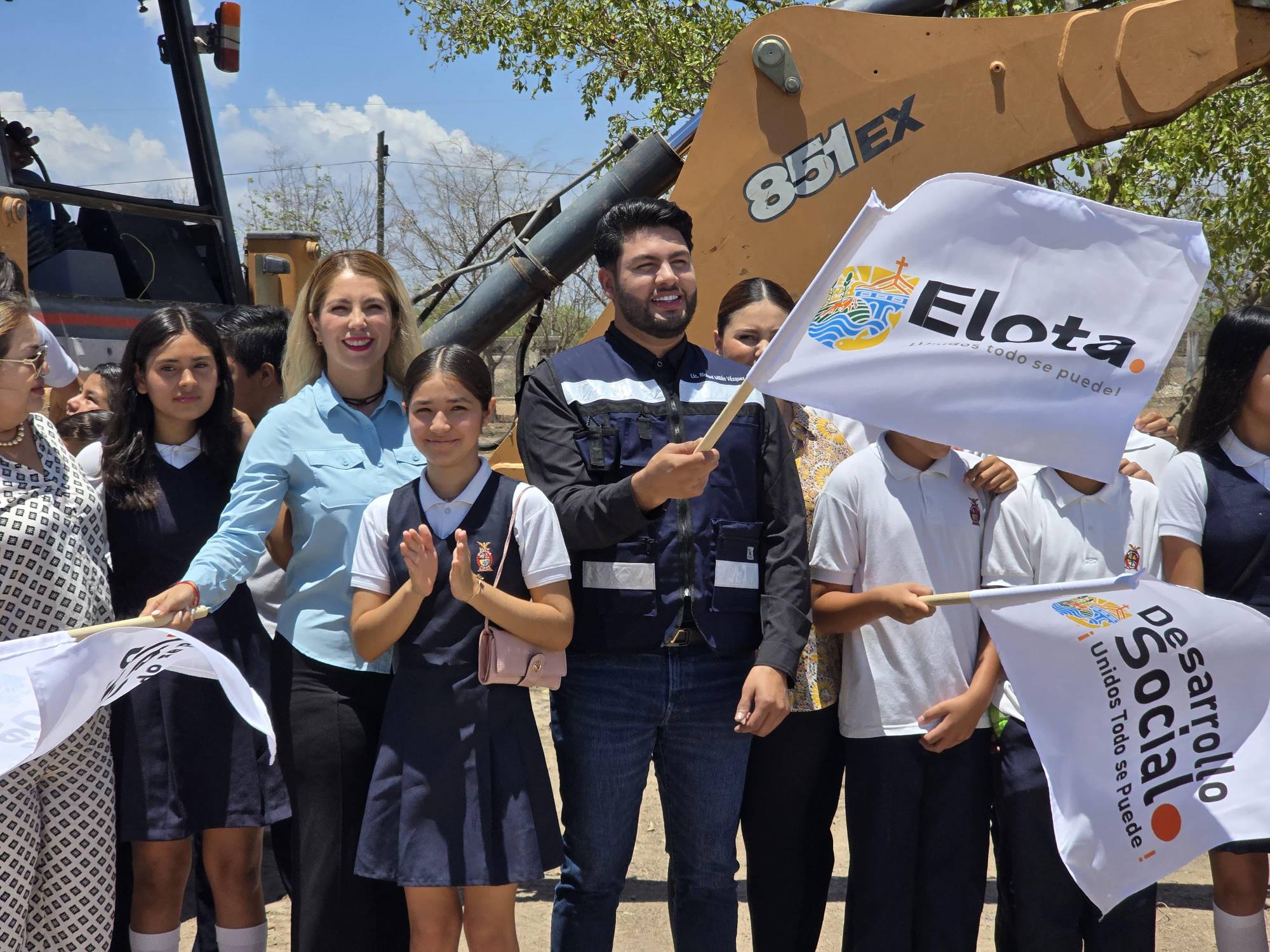 $!Llevan obras de infraestructura educativa a Boscoso y Tanques, en Elota
