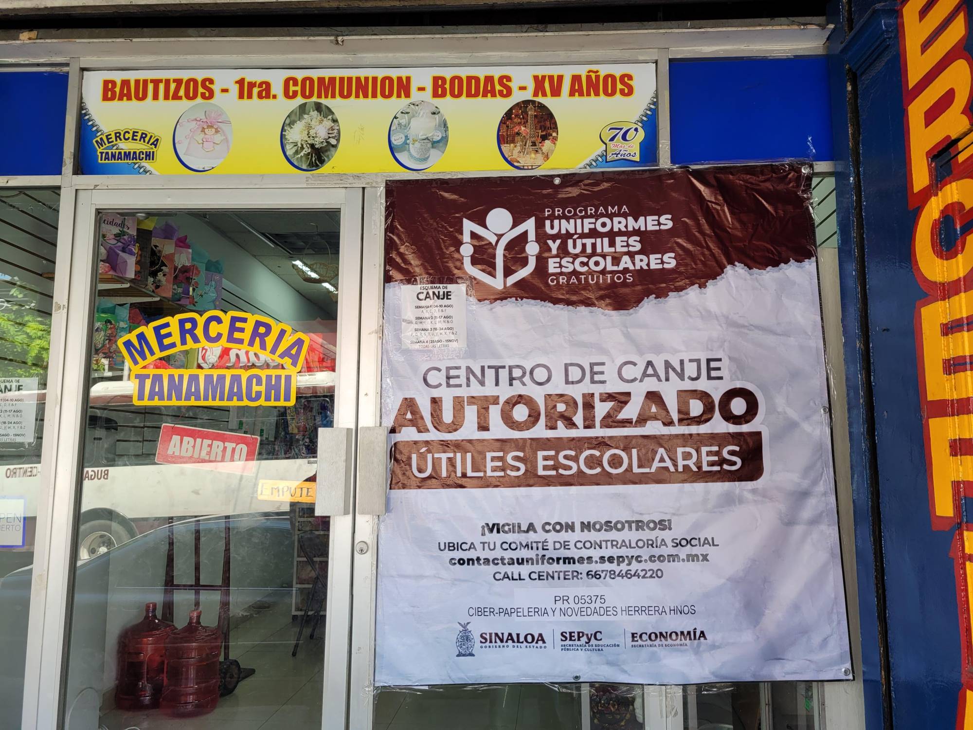 $!Canje de uniformes y útiles escolares en Culiacán con menos demanda que años anteriores