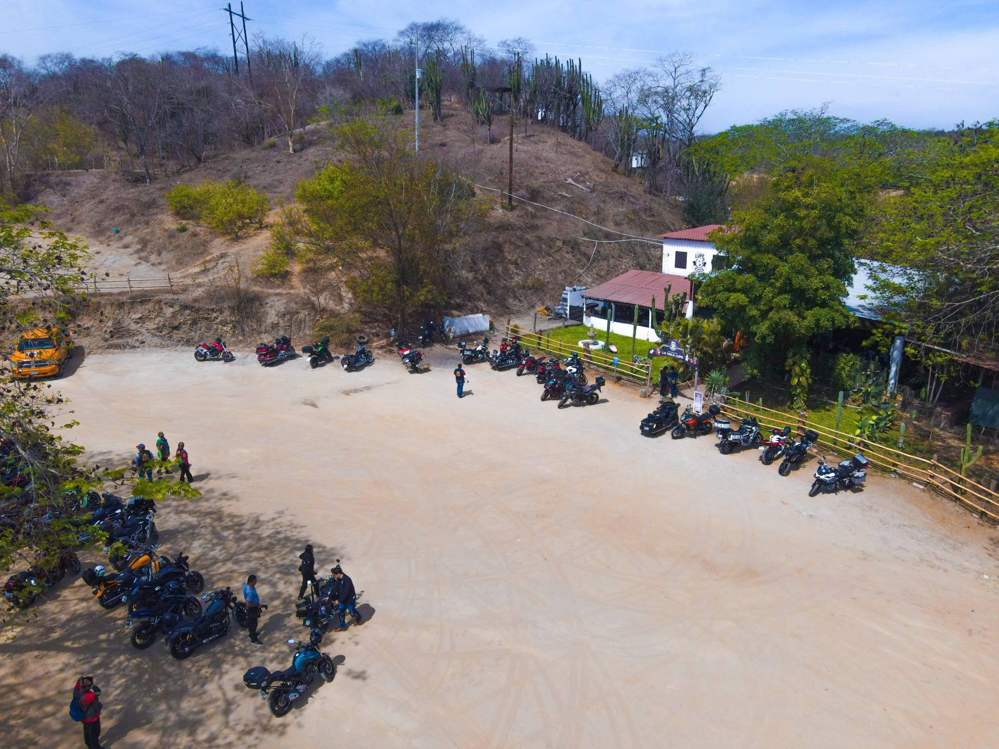 $!Disfrutan decenas de bikers de la tradicional rodada regional a La Noria