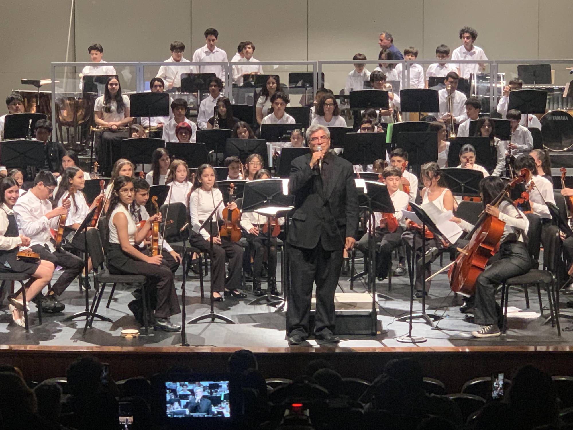 $!El cierre del concierto fue espectacular con la interpretación del tema de la película Misión imposible, de Lalo Schifrin, con arreglo del maestro Jorge Gutiérrez.