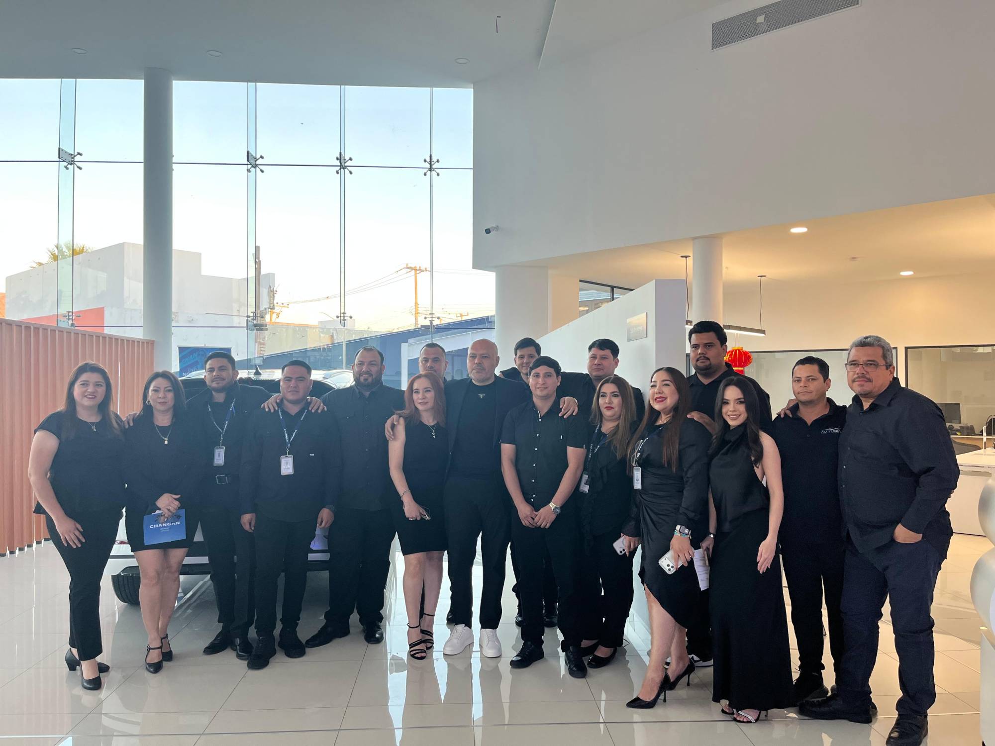 $!Personal de Changan Culiacán, listos para recibir a los invitados.
