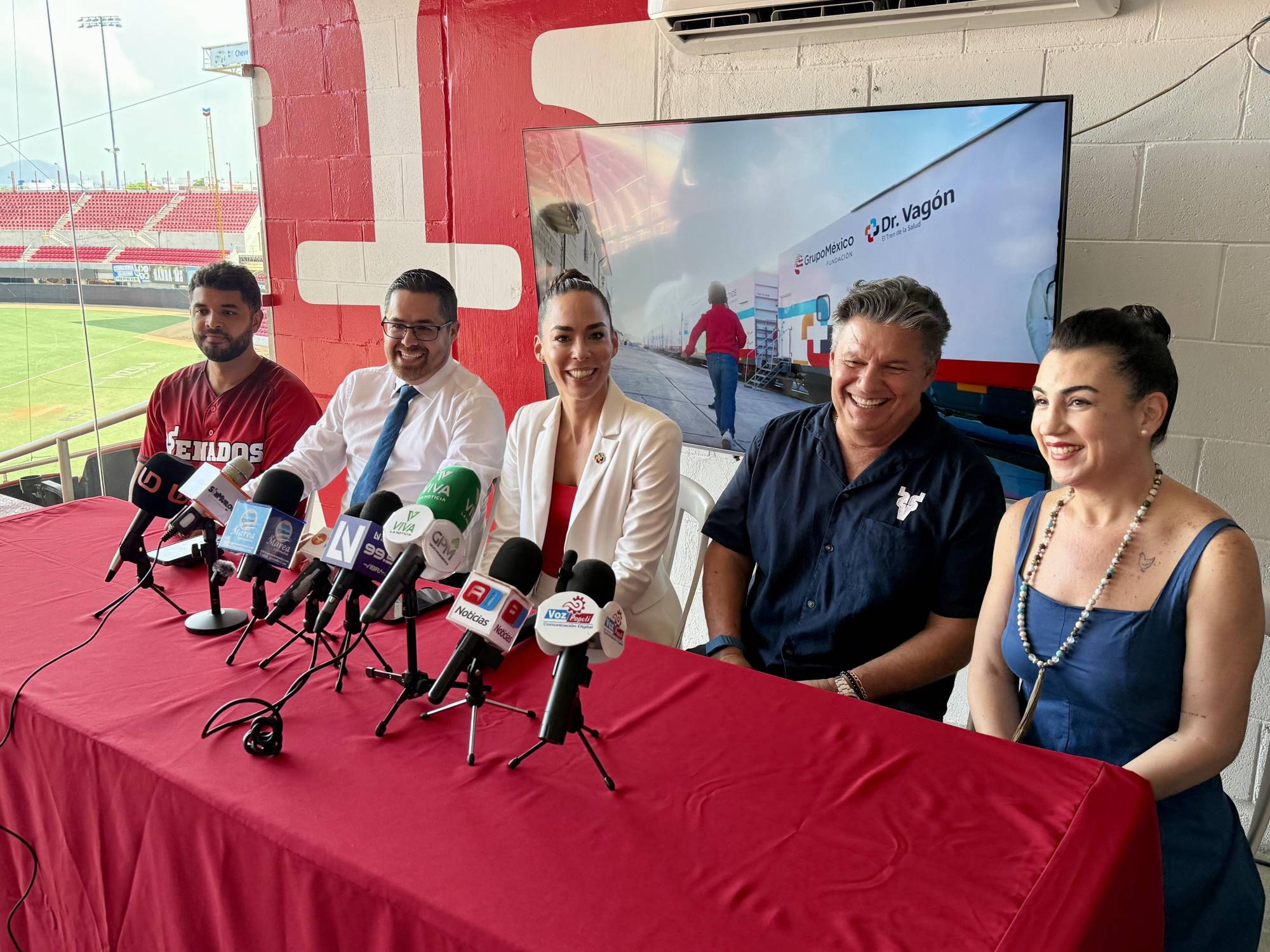 $!Llega el Dr. Vagón a Mazatlán y después recorrerá otros puntos de Sinaloa