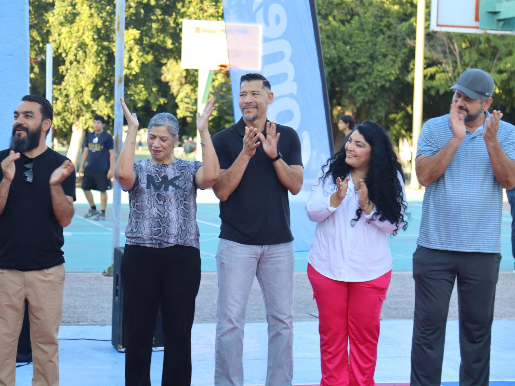 $!Nuevo mural en el CCC honra el legado de Pedro ‘Pery’ Meza, ícono del baloncesto sinaloense