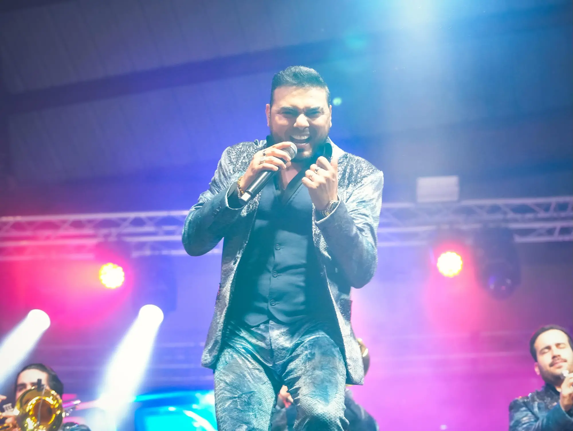 $!La agrupación sinaloense ofrecerá conciertos en Suiza, Alemania, Ámsterdam, España, Inglaterra, Irlanda e Italia.