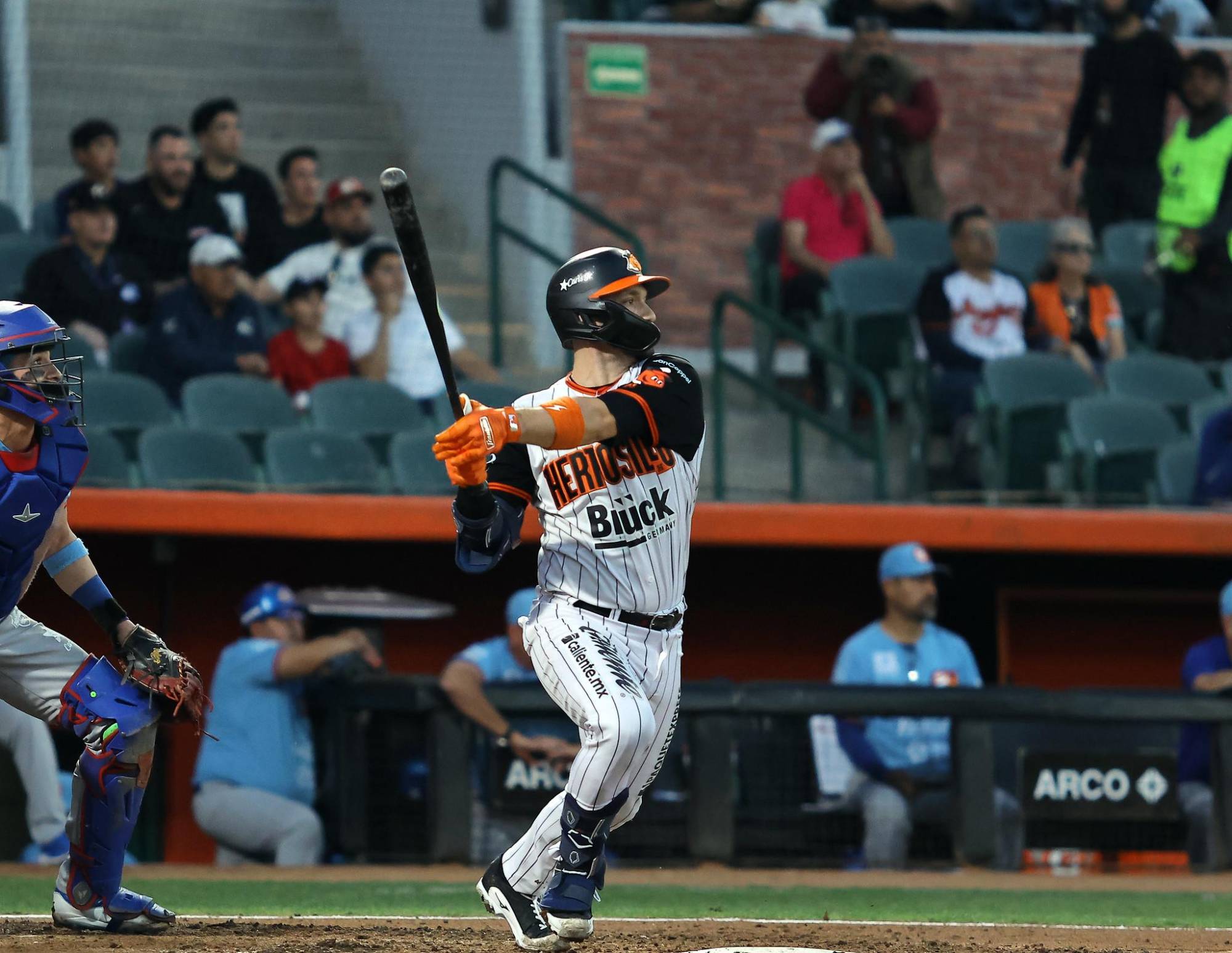 $!Charros silencian a Naranjeros con triunfo agónico en Hermosillo