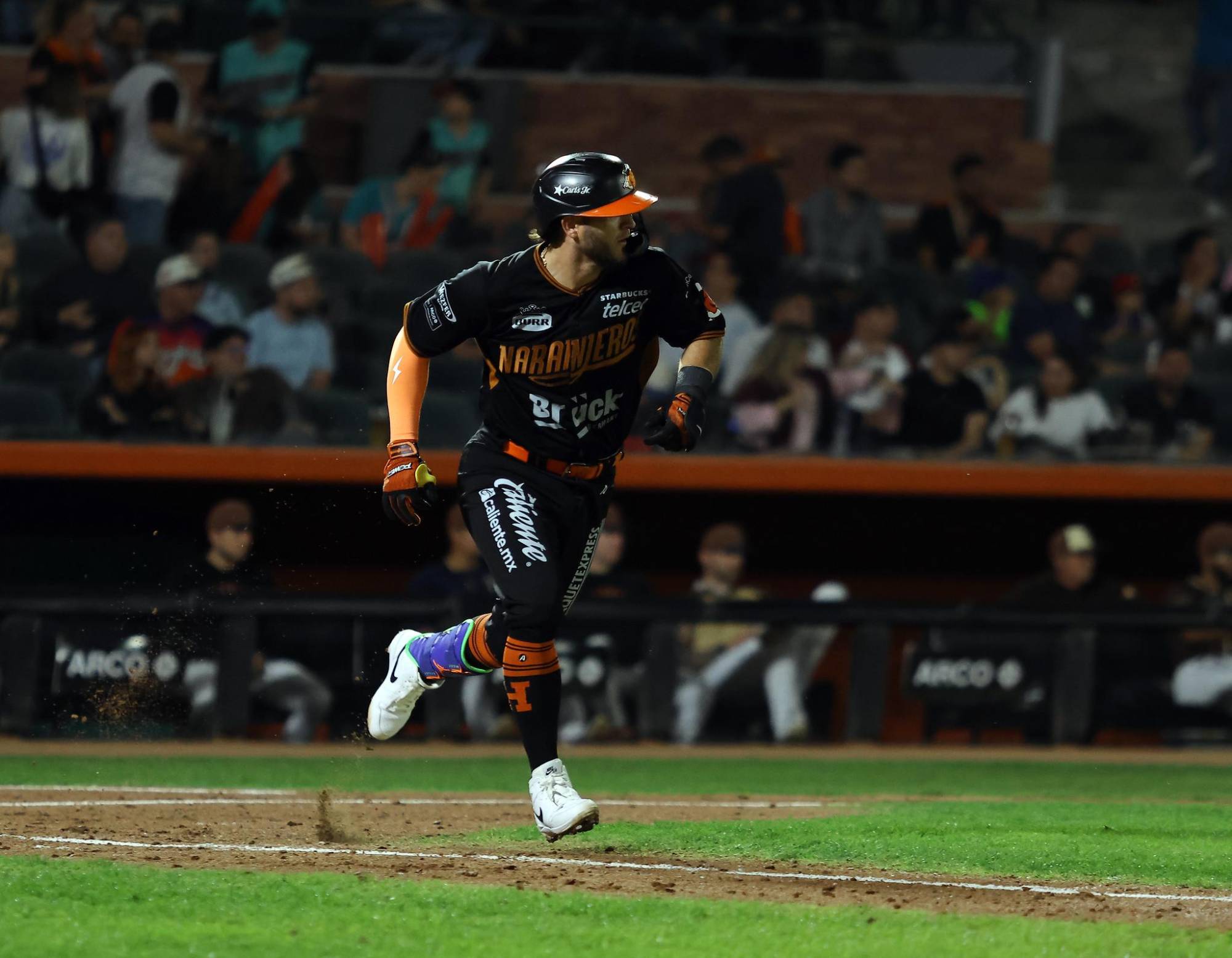 $!Amarra Naranjeros la serie ante Tucson