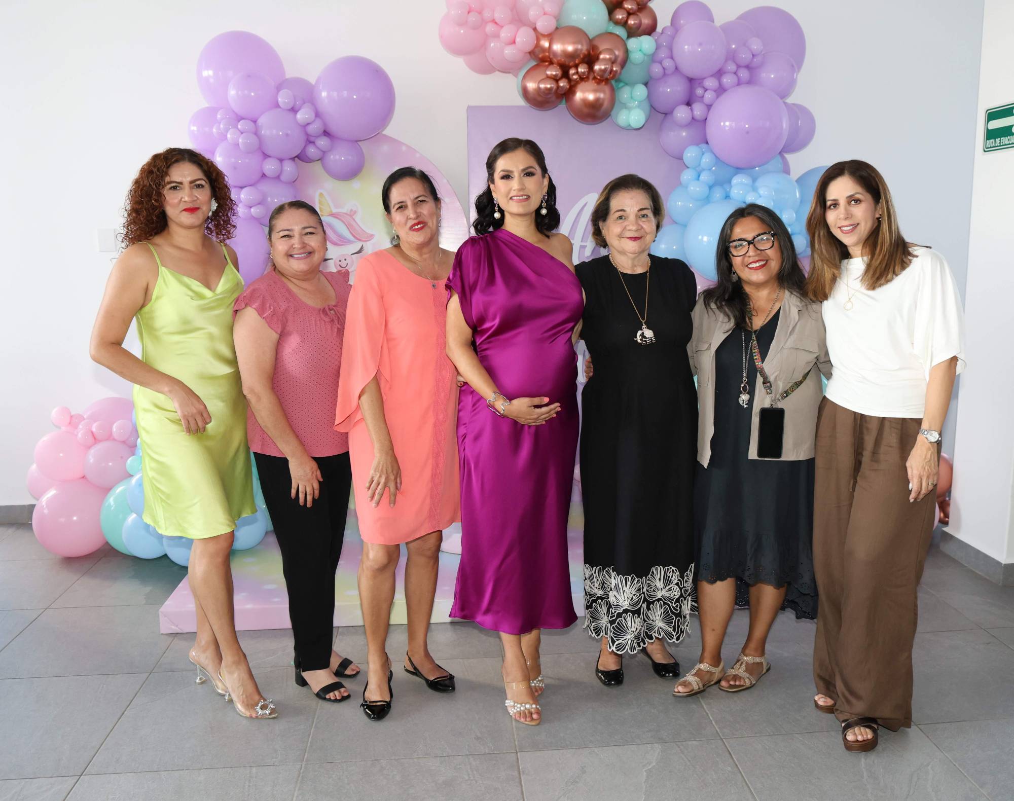 $!Jijiam Luna, Marisela González, Beatriz Rivas, Susy, Consuelo Lizárraga, Leda Garrido y Karina Domínguez.