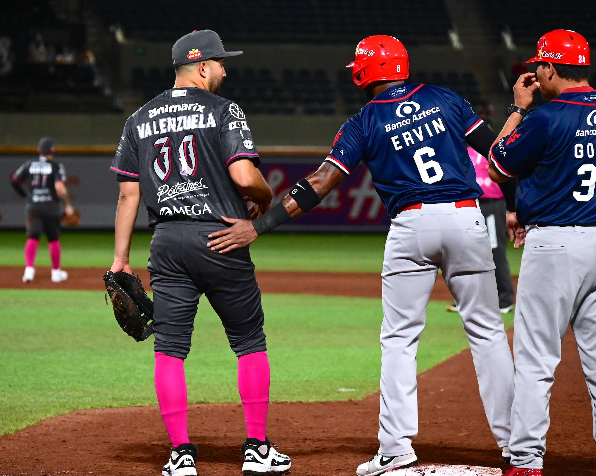 $!Venados cae ante Yaquis en duelo de volteretas y drama en la novena