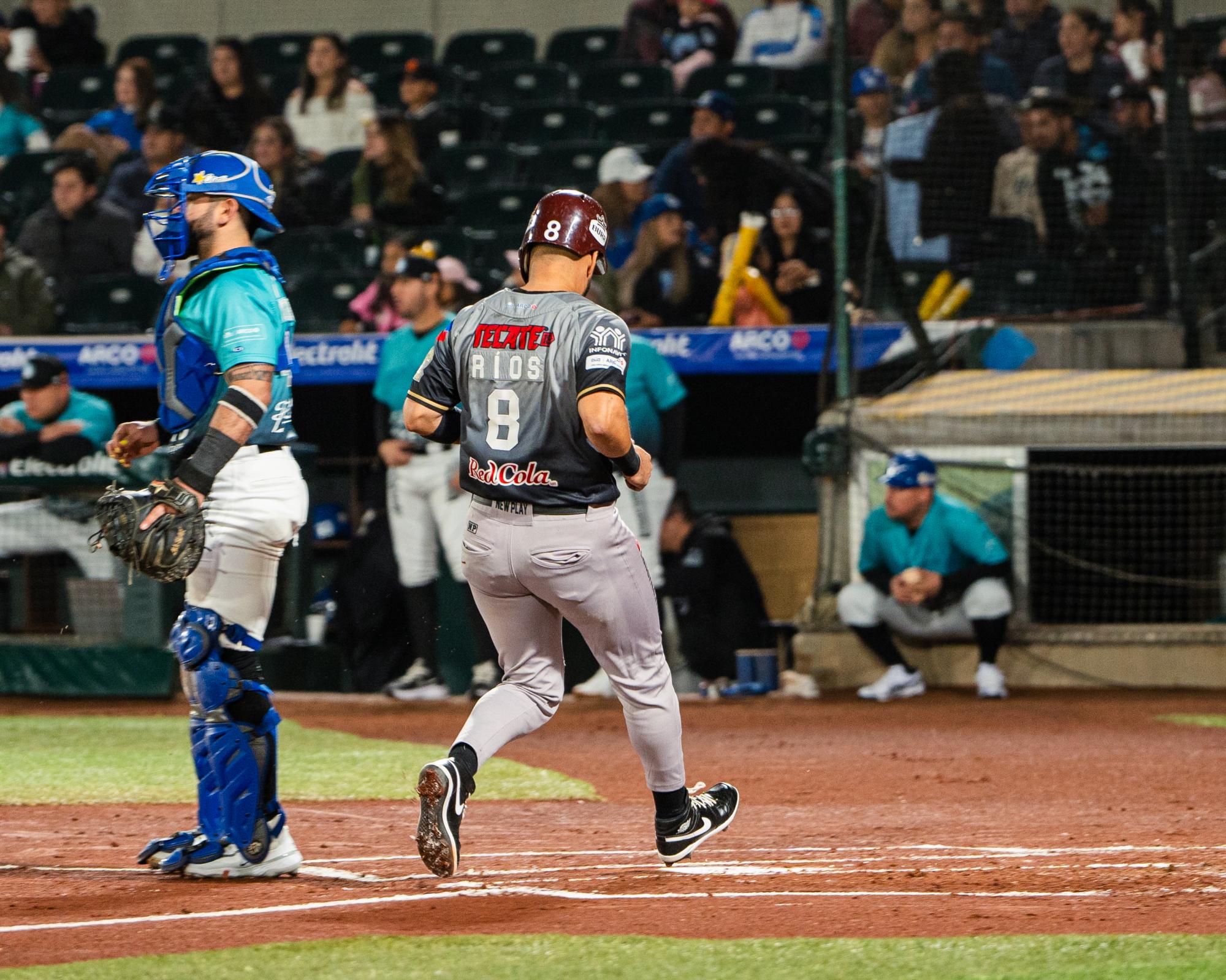 $!Saca Tomateros la escoba en Obregón