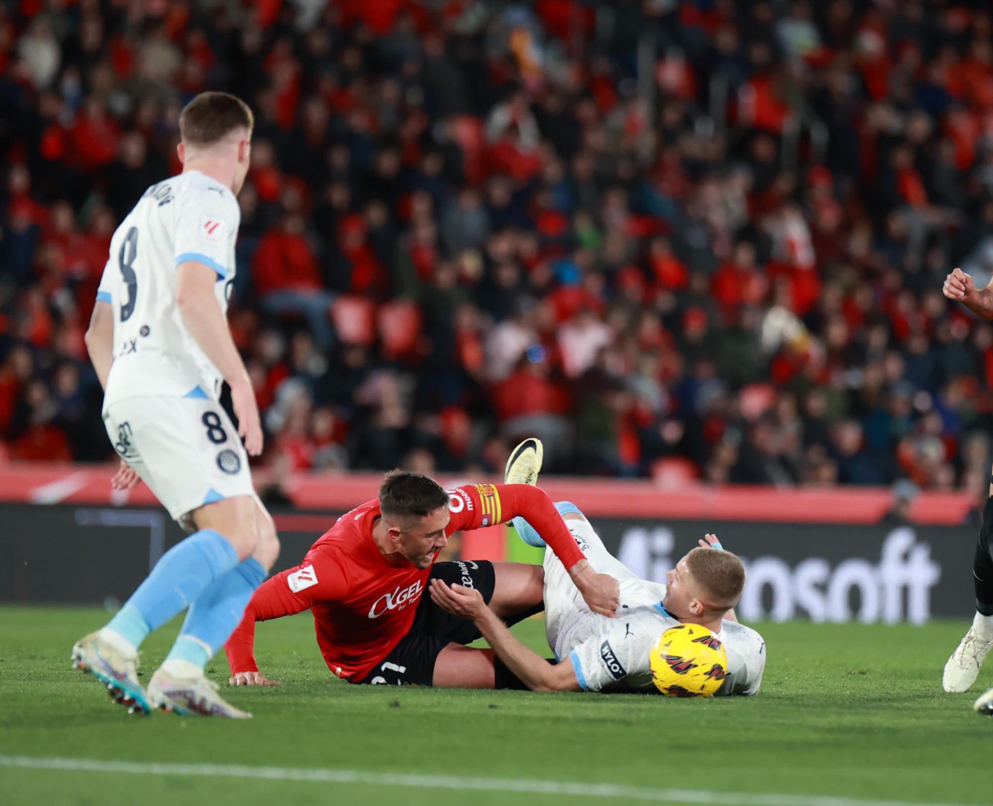 $!Aguirre y el Mallorca vencen al sublíder Girona