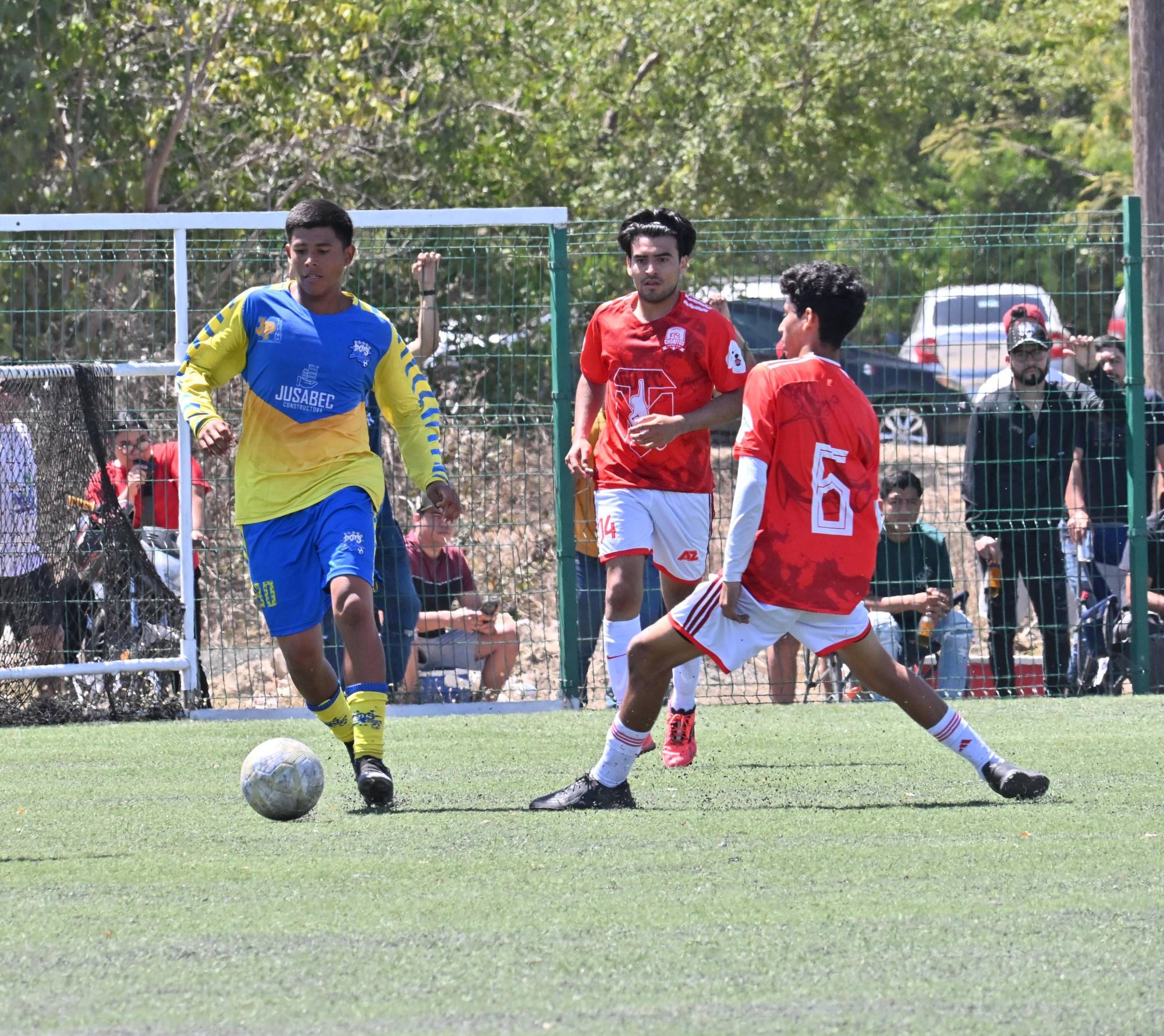 $!Se ciñe Familia Fajardo la corona de la Primera Fuerza con angustia extra