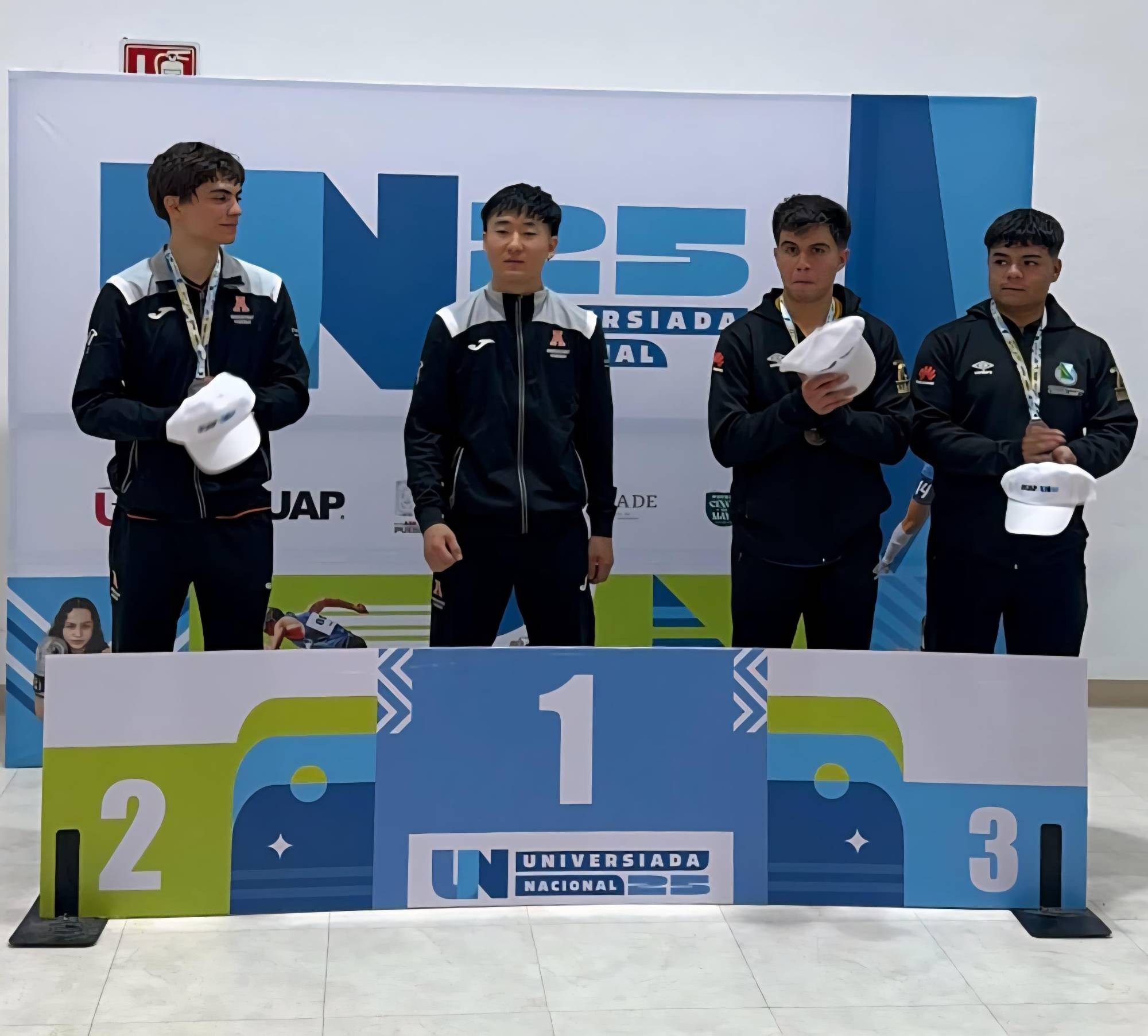 $!Hermanos Yoshii conquistan cinco medallas de oro en la Universiada