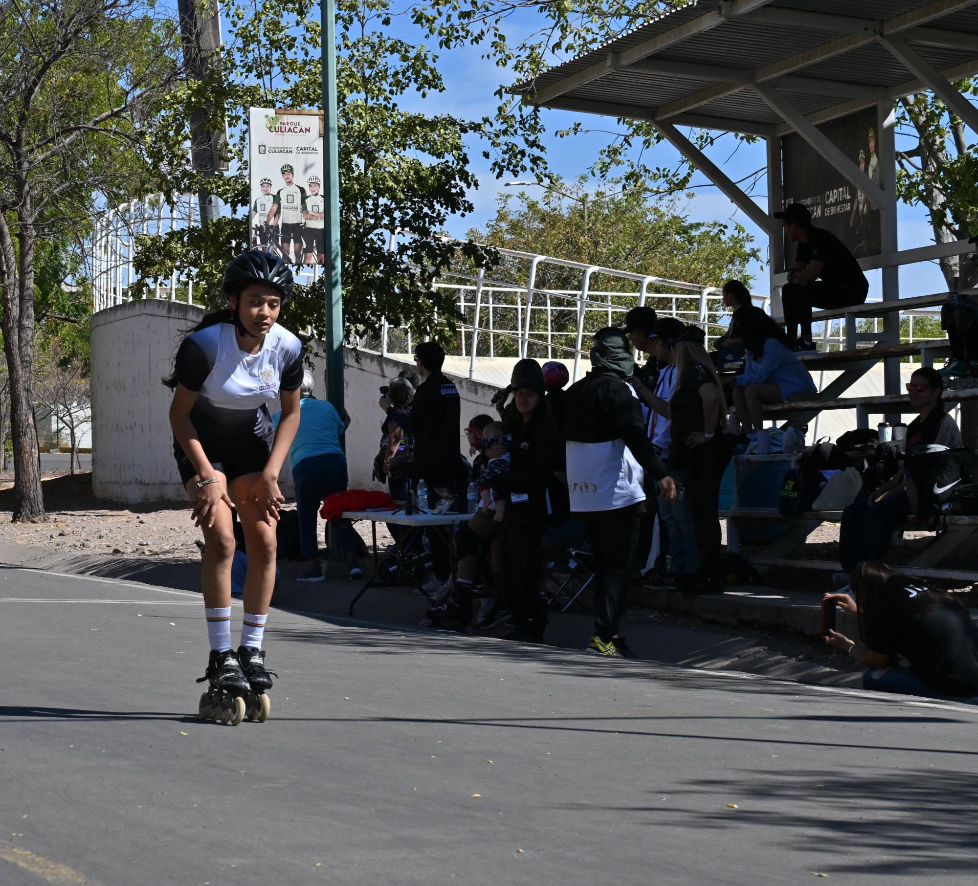 $!A toda velocidad, obtienen patinadores mazatlecos siete preseas en estatal Conade