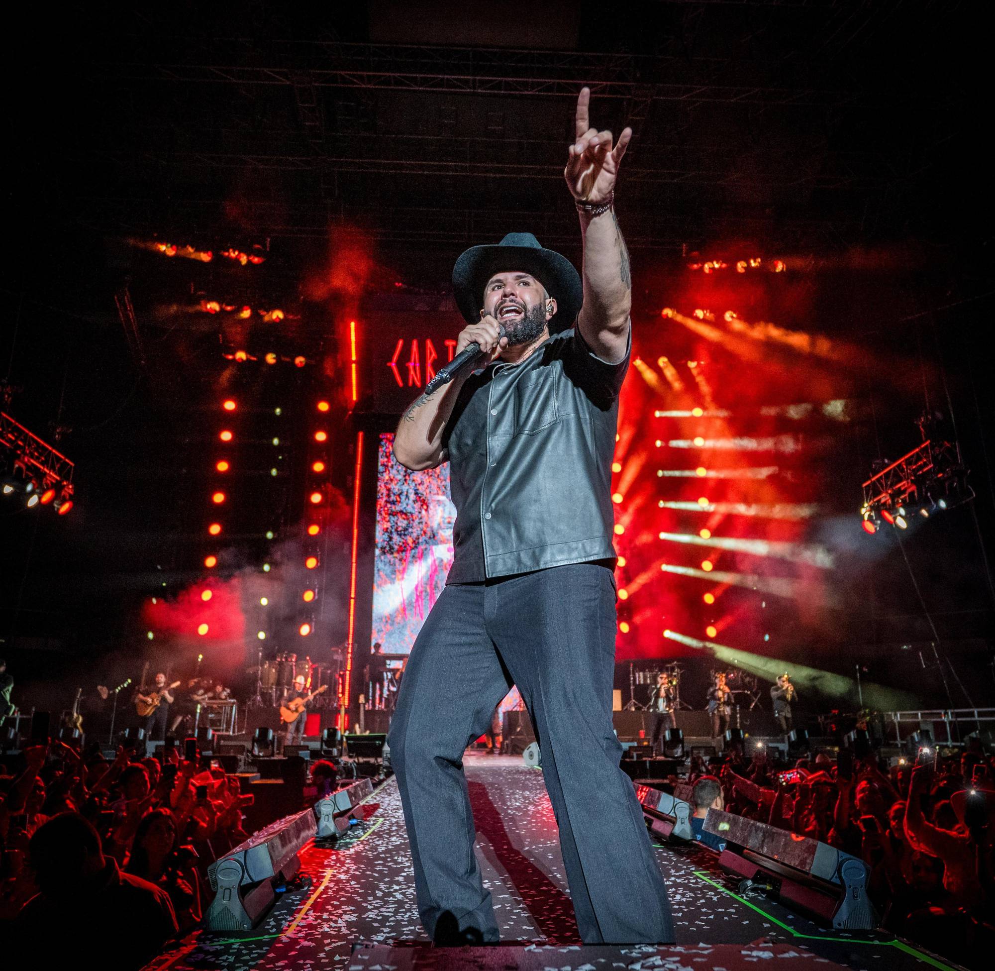 $!El intérprete de Primera Cita, logró reunir a más de 50 mil personas.