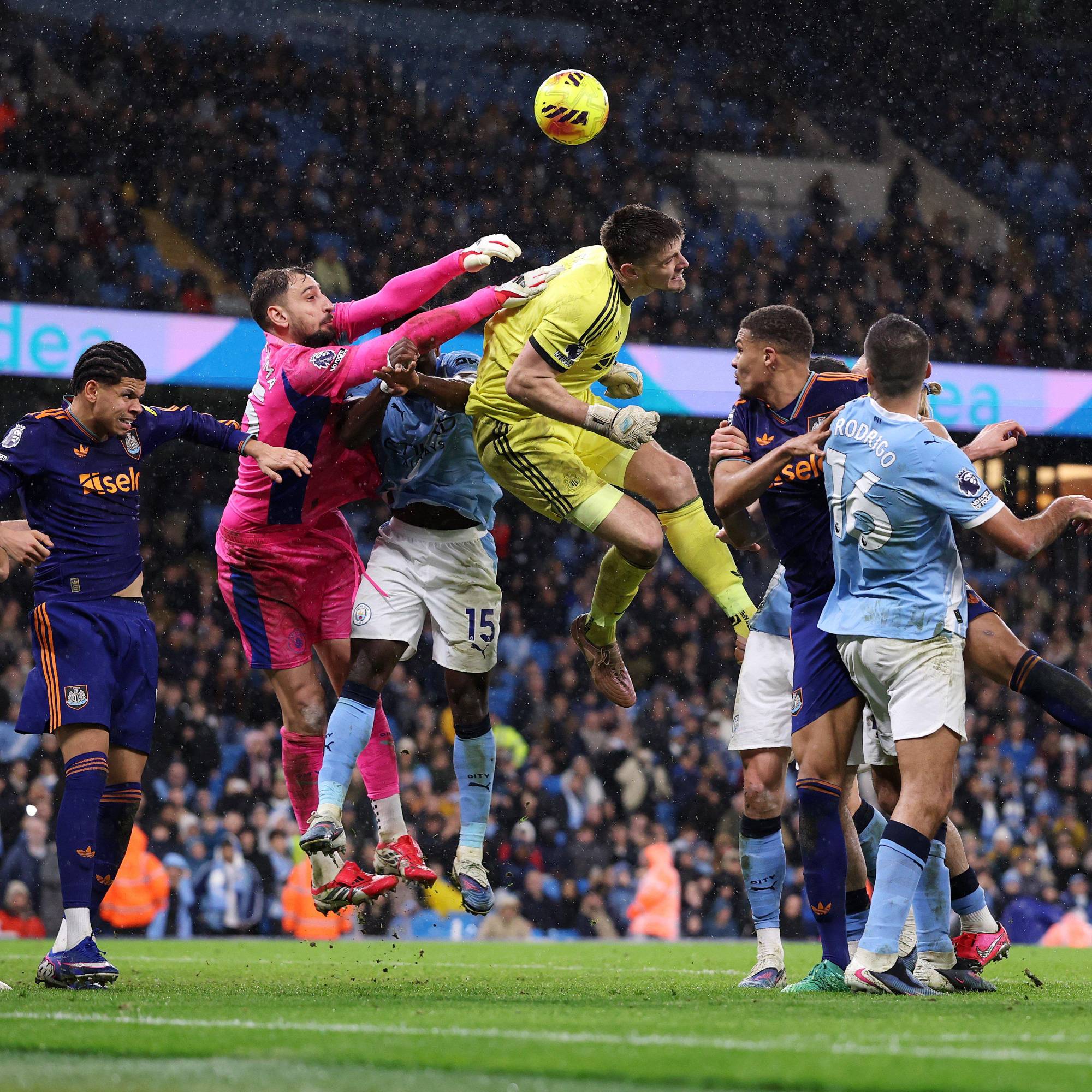 $!Manchester City derrota al Newcastle y acecha al Arsenal en la Premier League