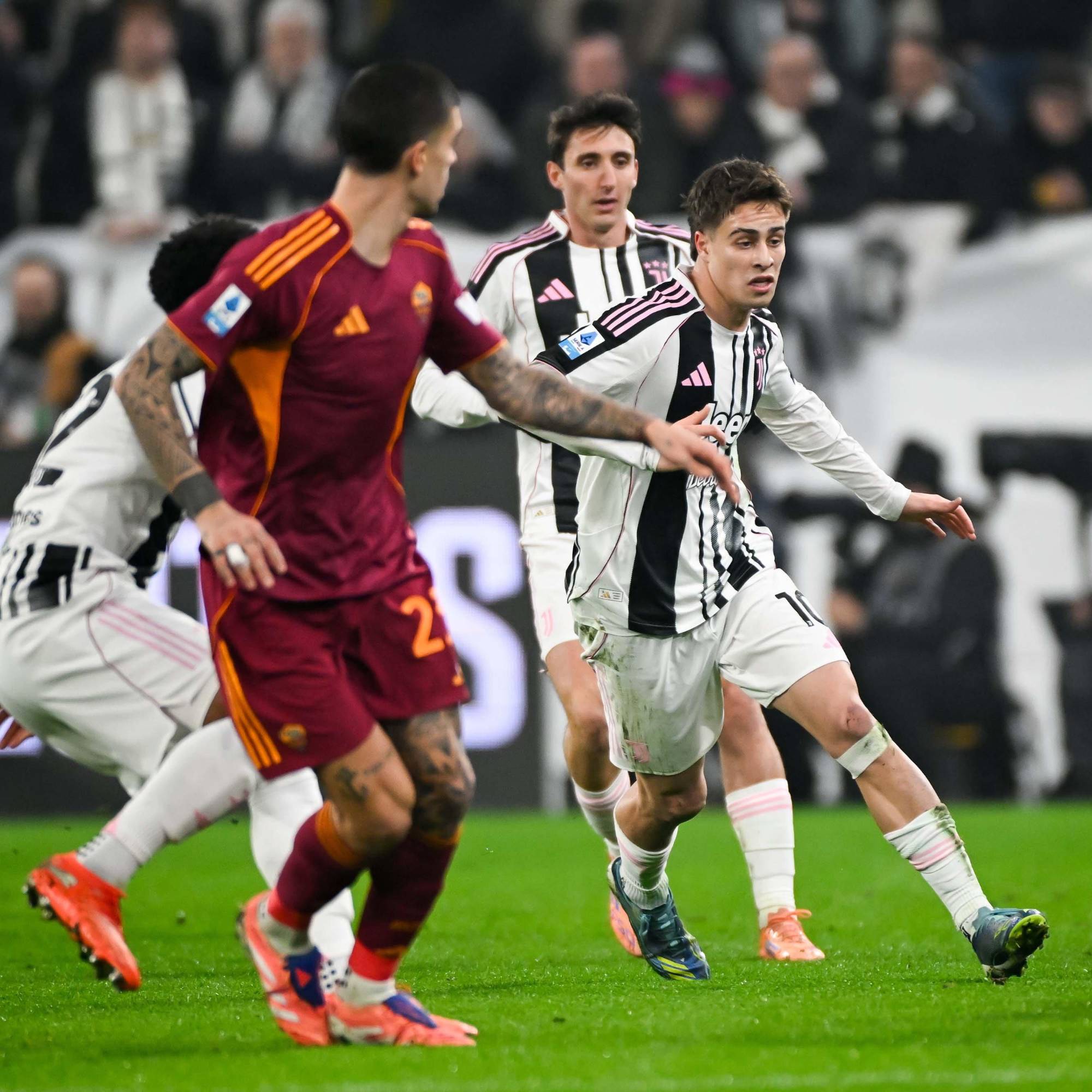 $!Juventus vence a la Roma y se acerca a la cima de la Serie A
