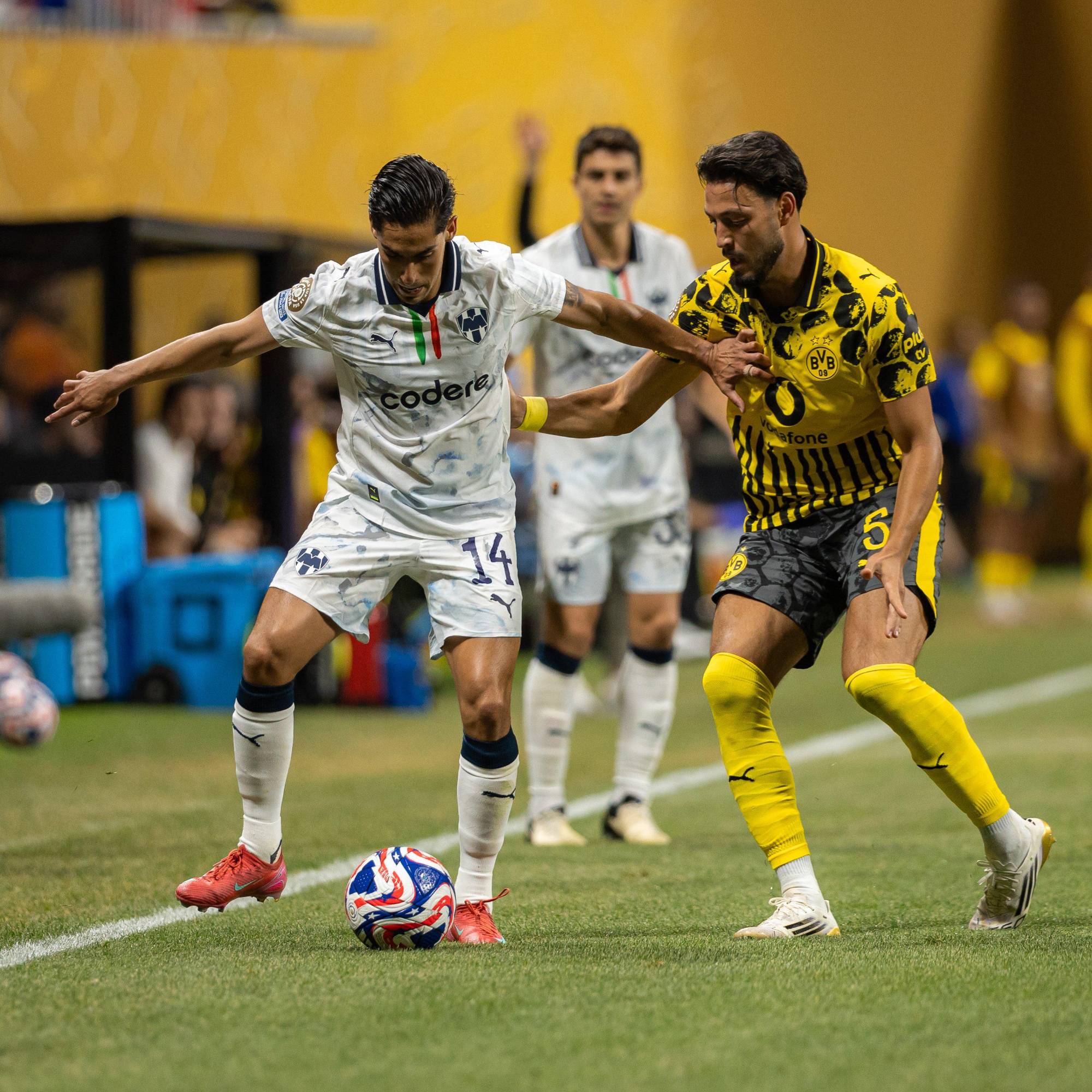 $!Rayados cae con honor ante el Dortmund y termina su sueño mundialista