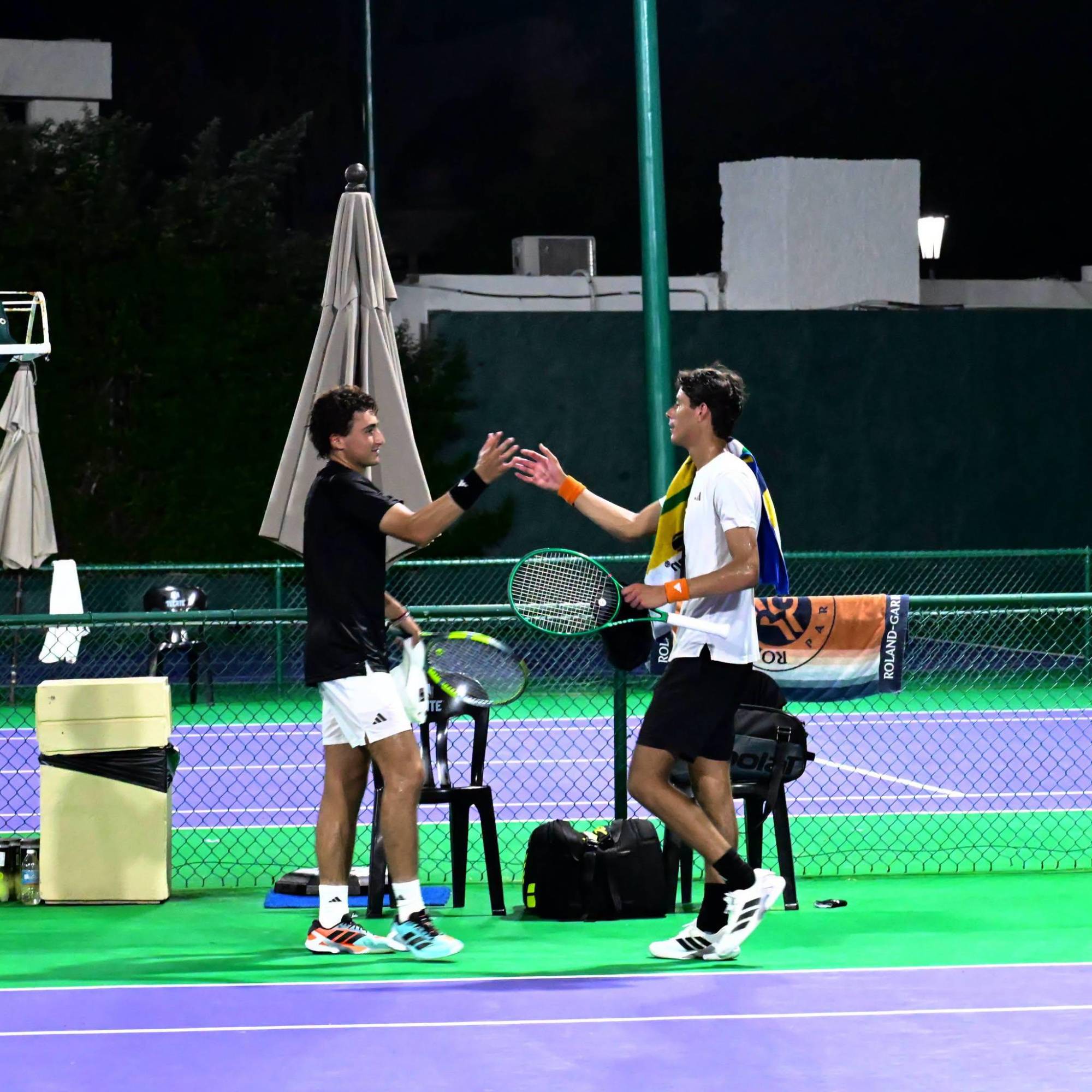 $!La afición de Mazatlán celebra el tenis de élite en las canchas de la Casa Club El Cid