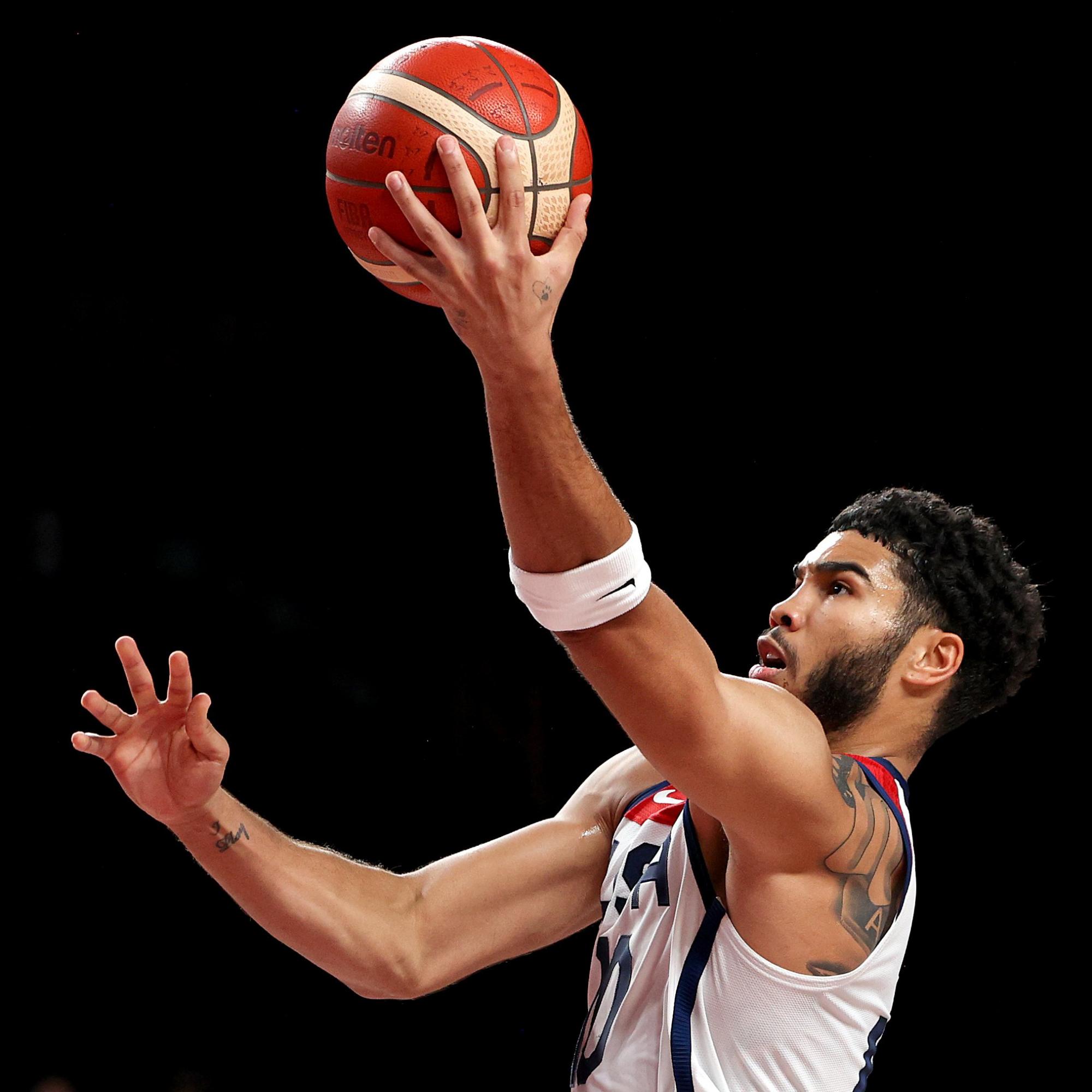 $!Estados Unidos se queda con el oro del baloncesto olímpico al ganarle a Francia