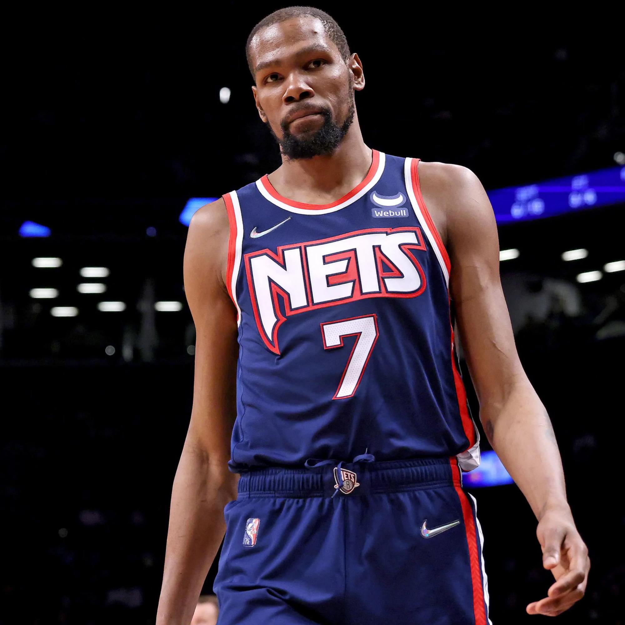 $!Del terremoto Durant al puñetazo de Green, la movida pretemporada de la NBA