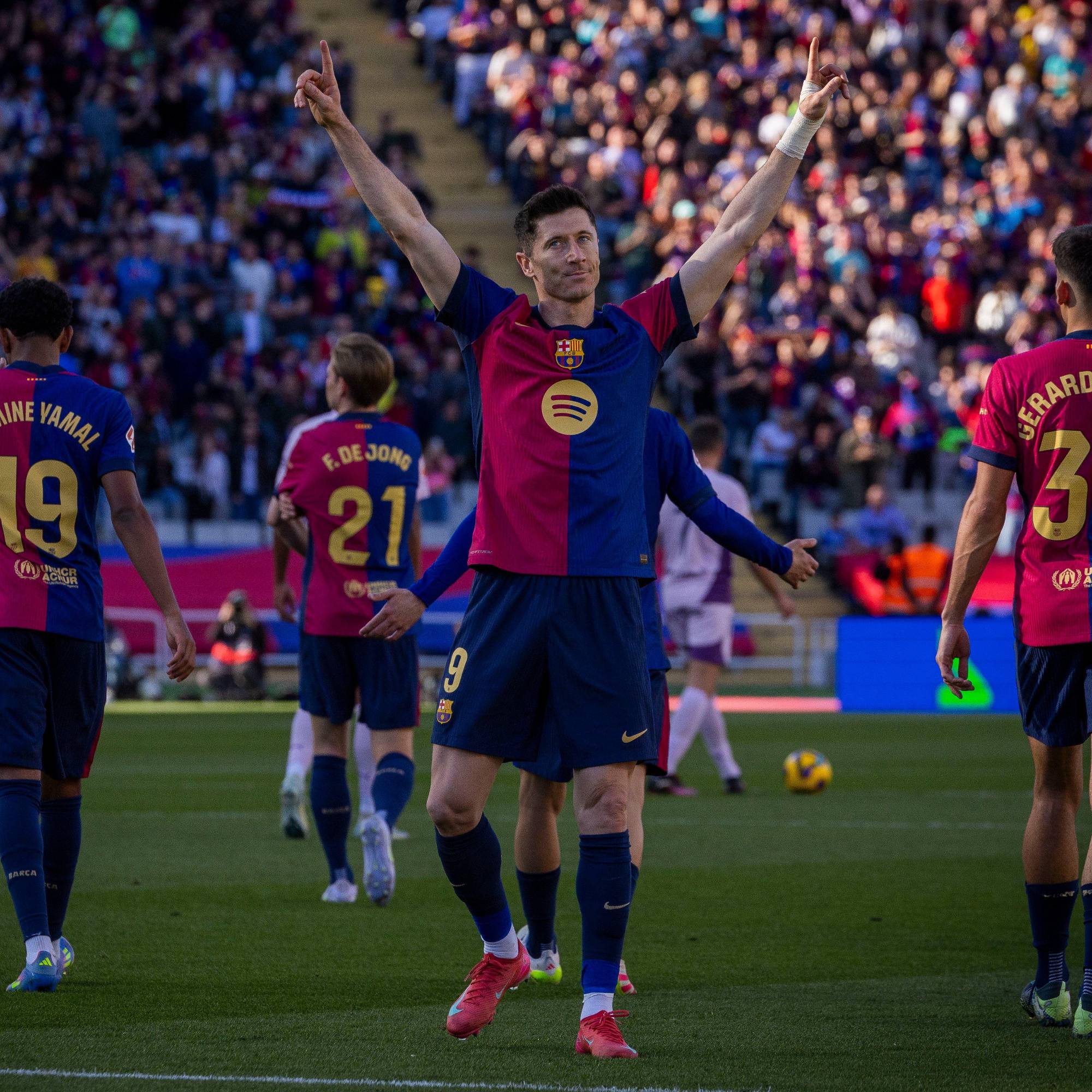 $!Barcelona retoma el liderato en solitario con doblete de Lewandowski