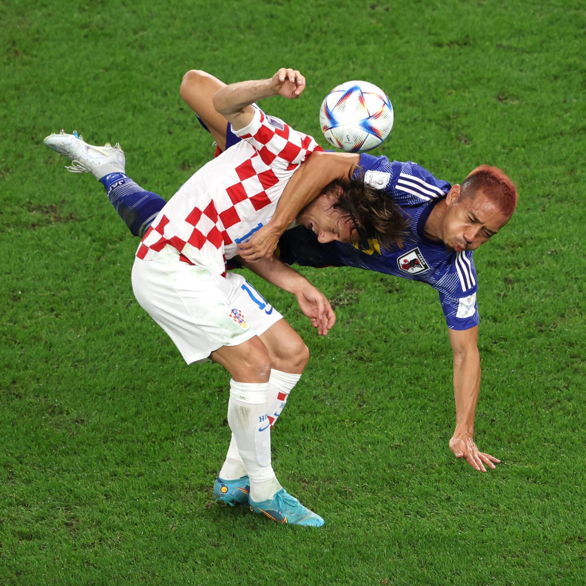 $!Croacia muestra su experiencia para vencer a Japón y meterse a cuartos de final