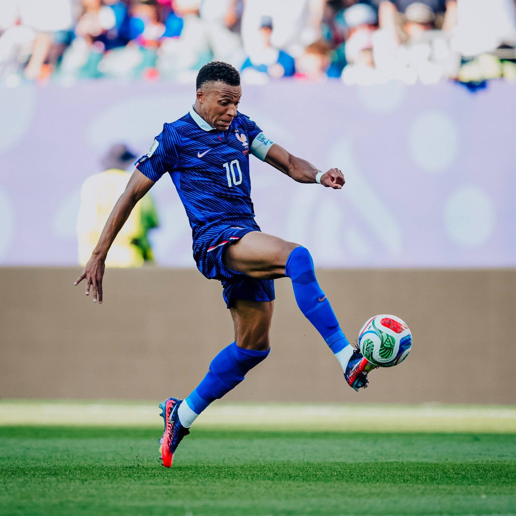 $!Mbappé: ‘Si hay que meter las manos en la m..., lo vamos a hacer’